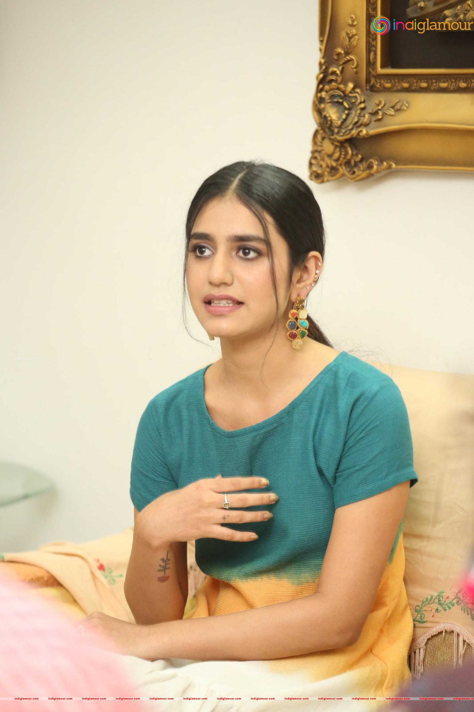 Priya Prakash Varrier Actress hd photo