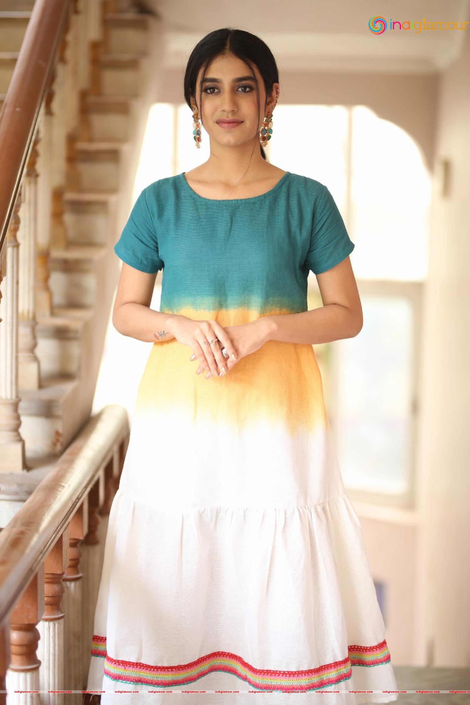Priya Prakash Varrier Actress hd photo
