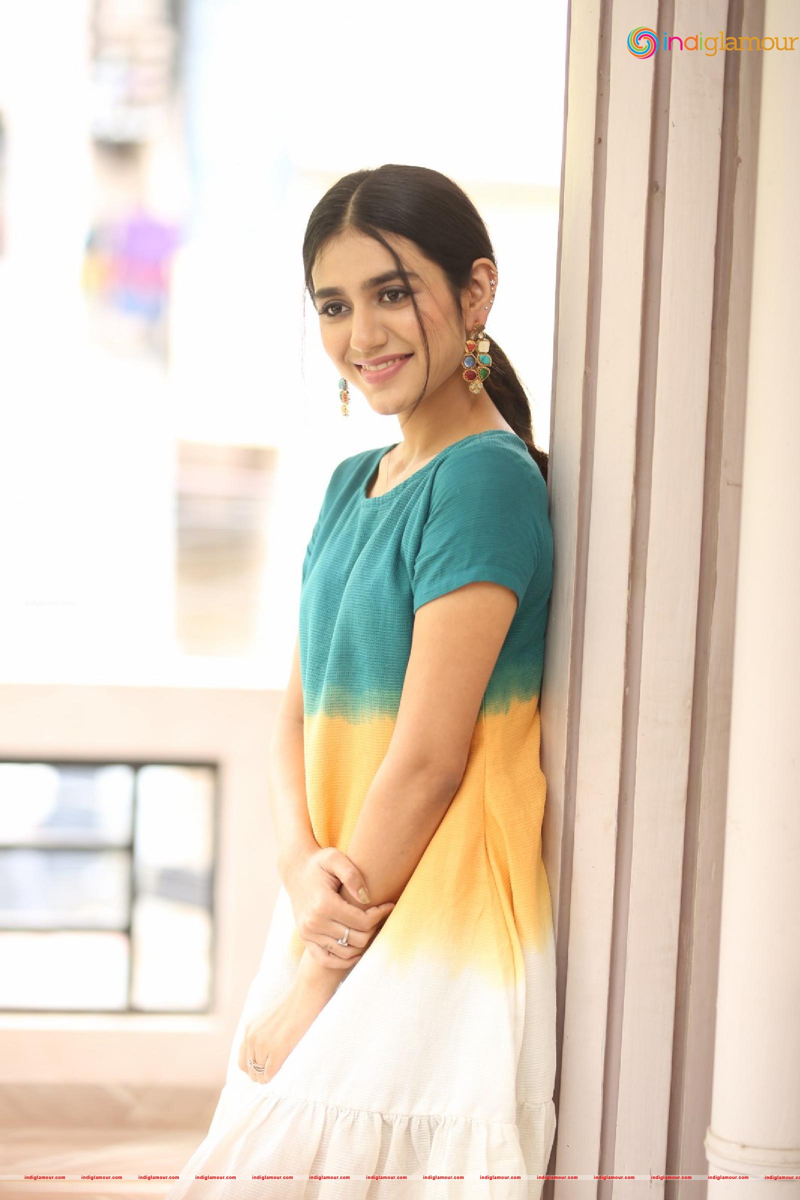 Priya Prakash Varrier Actress hd photo