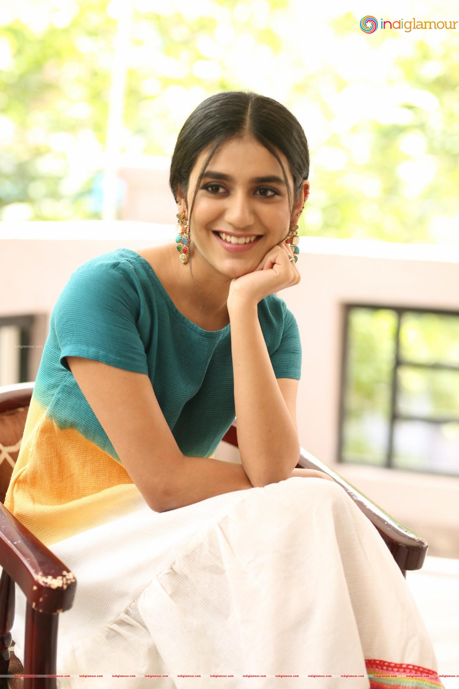 Priya Prakash Varrier Actress hd photo