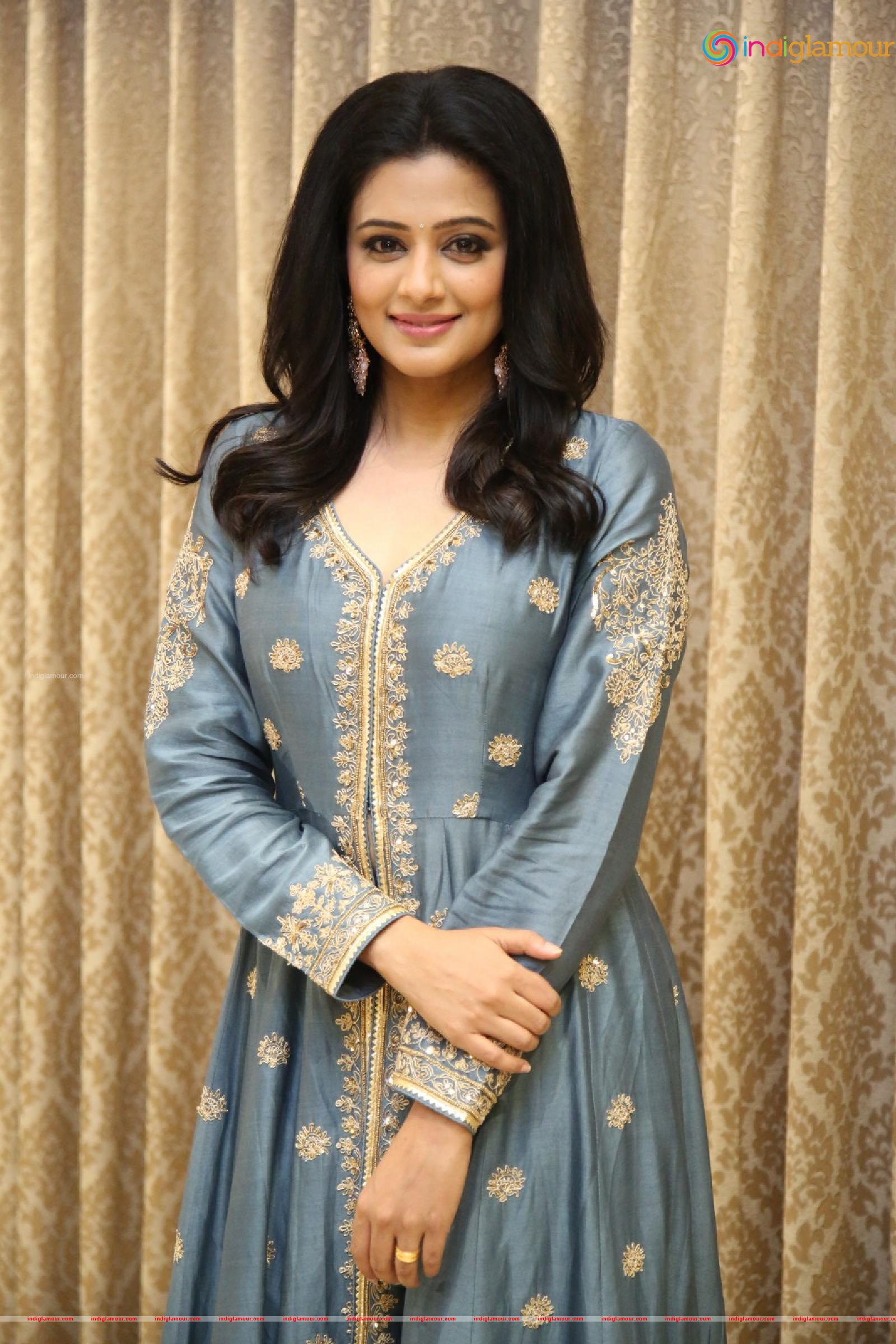 Priyamani Actress hd photo