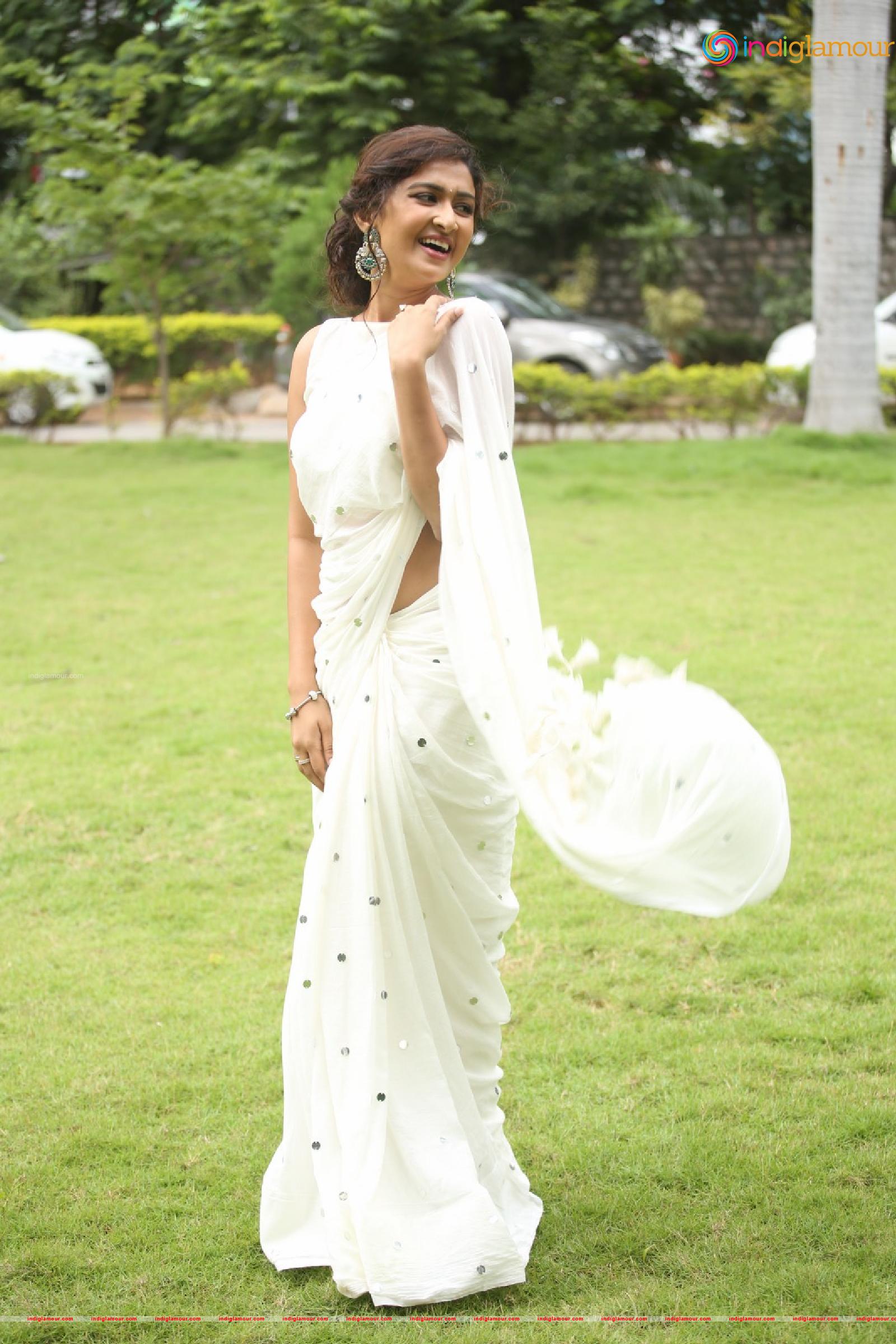 Farnaz Shetty Actress hd photo