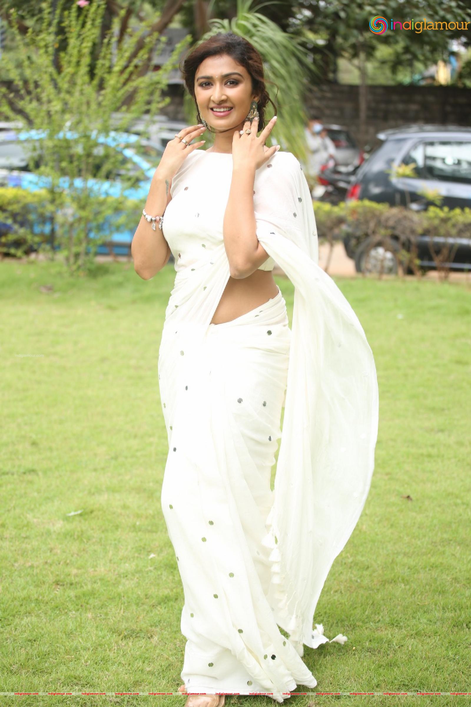 Farnaz Shetty Actress hd photo