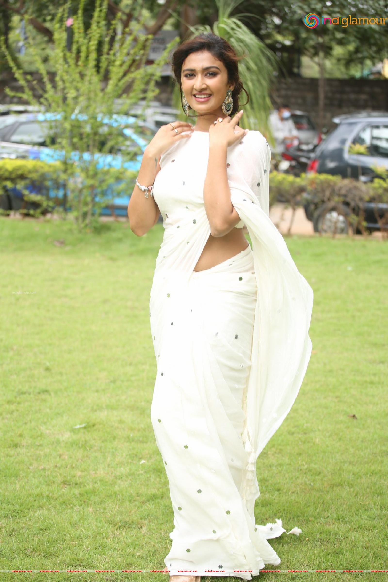 Farnaz Shetty Actress hd photo