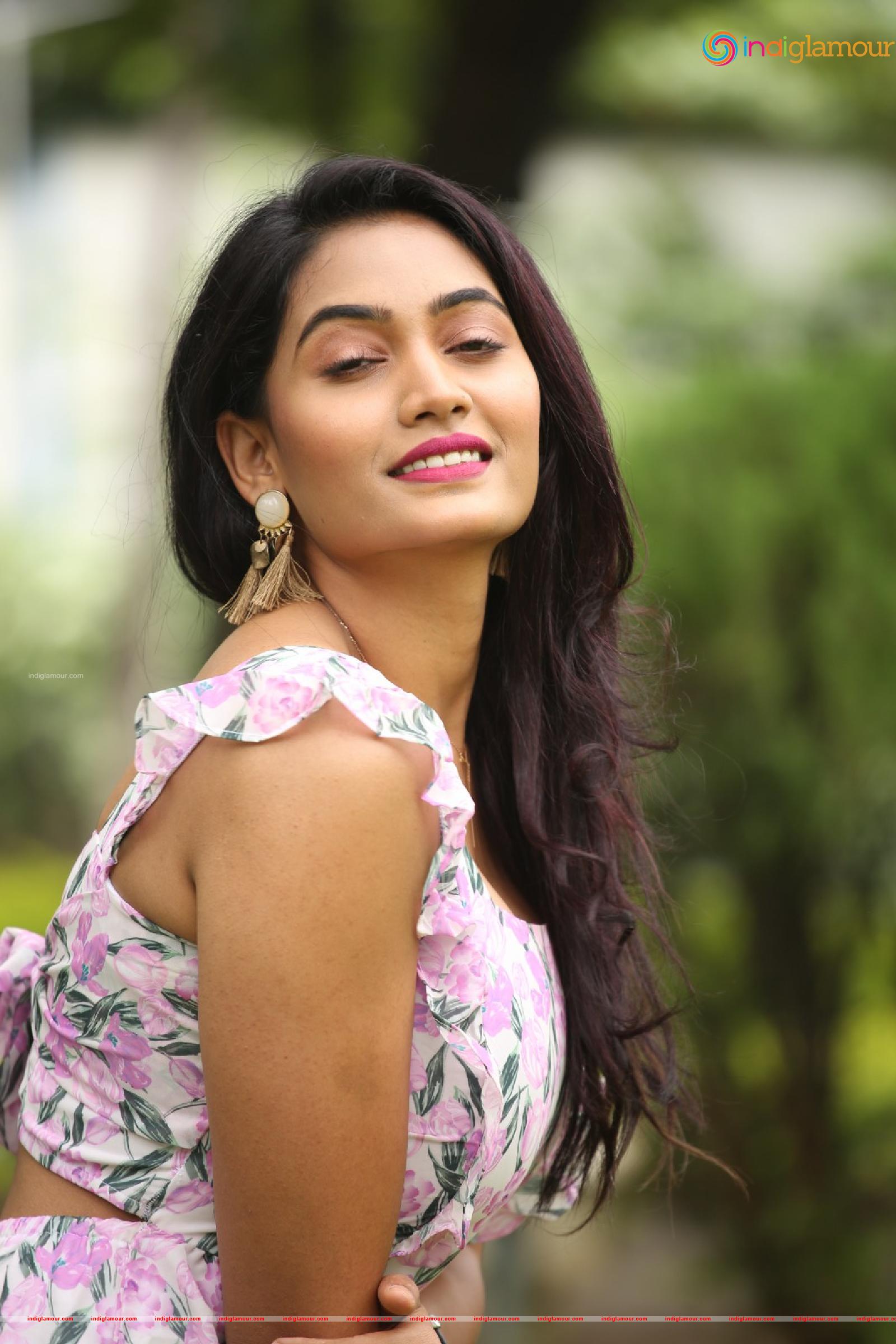 Spandana Palli Actress hd photo