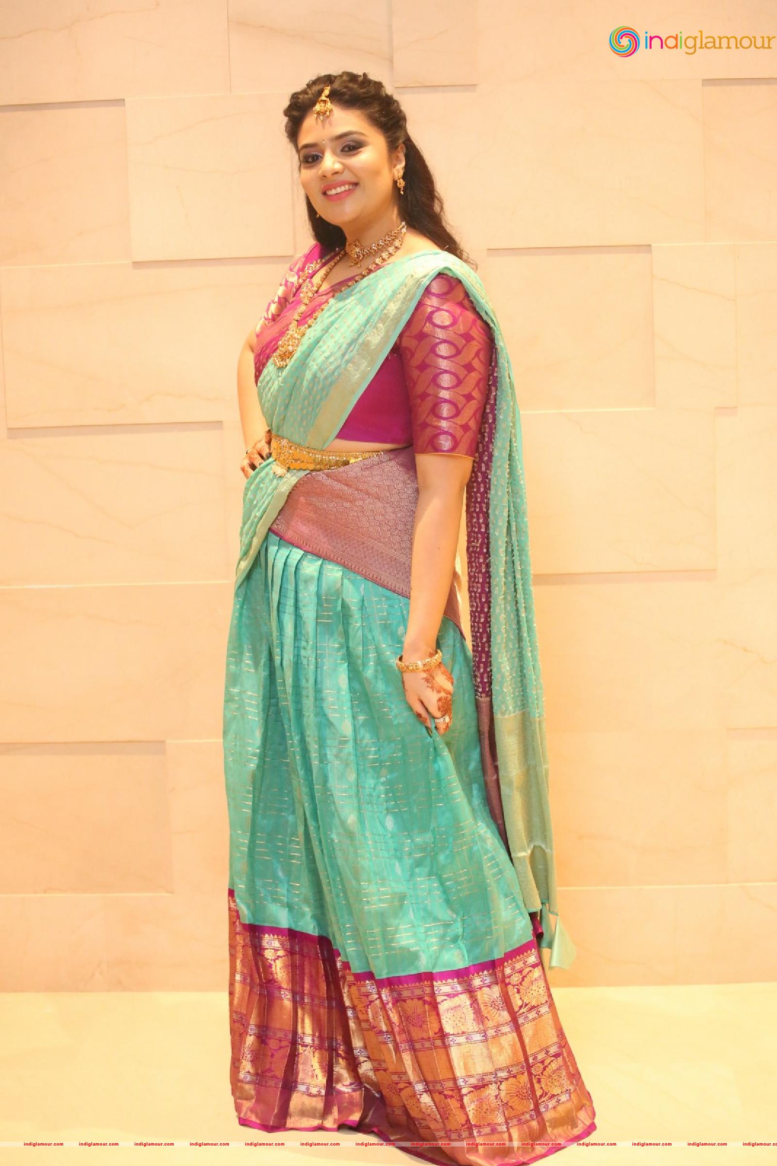 Sree Mukhi Actress hd photo