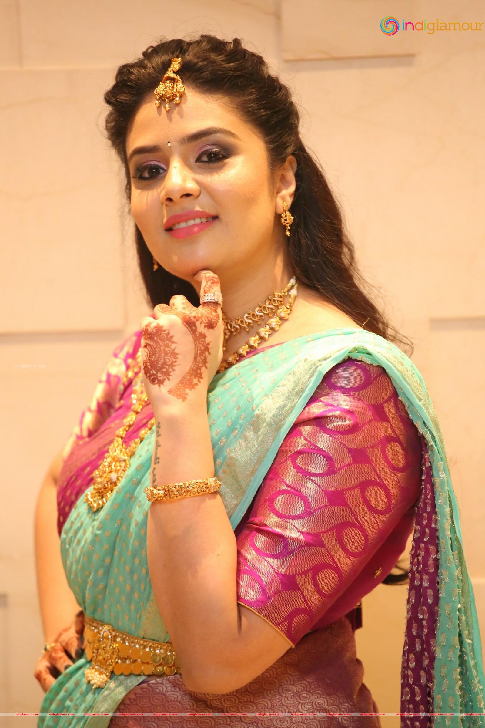 Sree Mukhi Actress hd photo