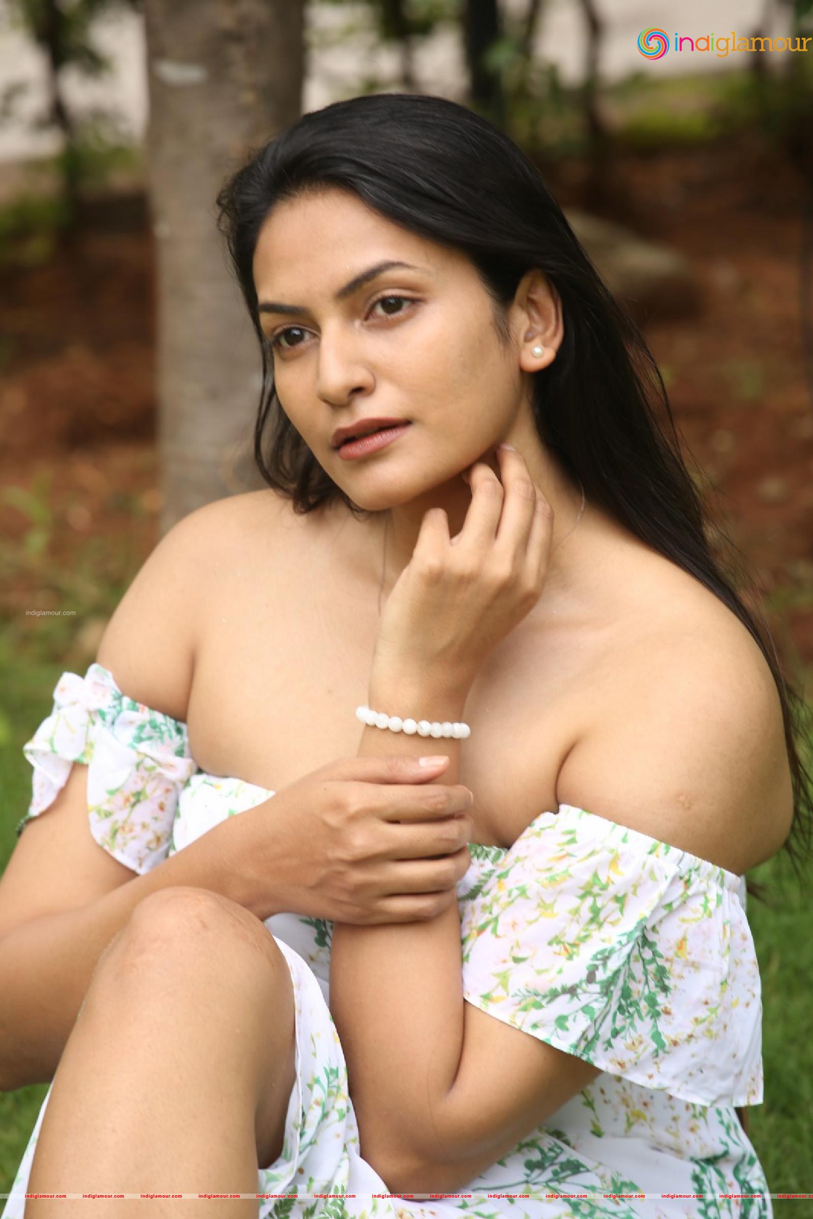 Swetha Varma Actress hd photo
