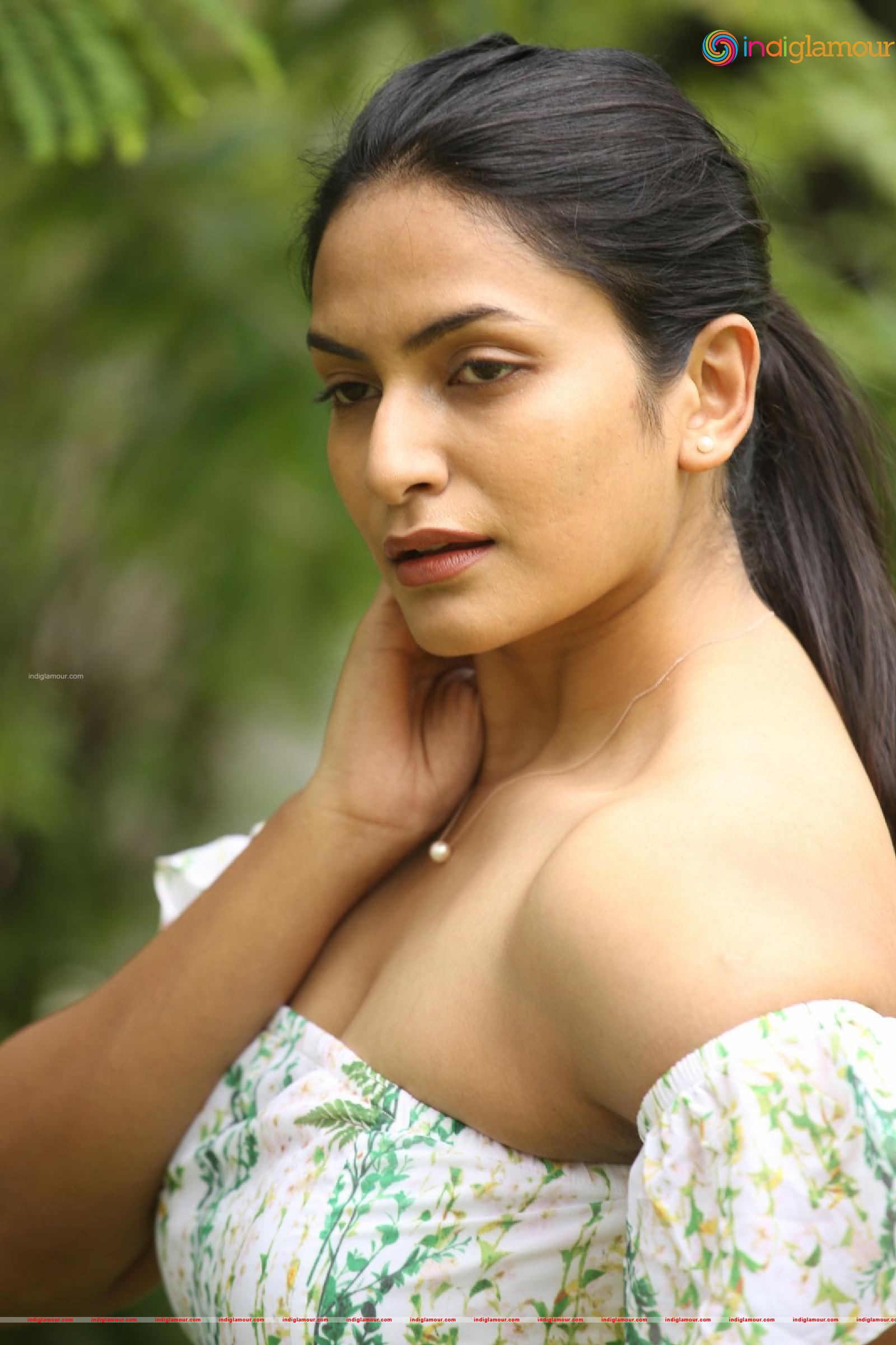 Swetha Varma Actress hd photo