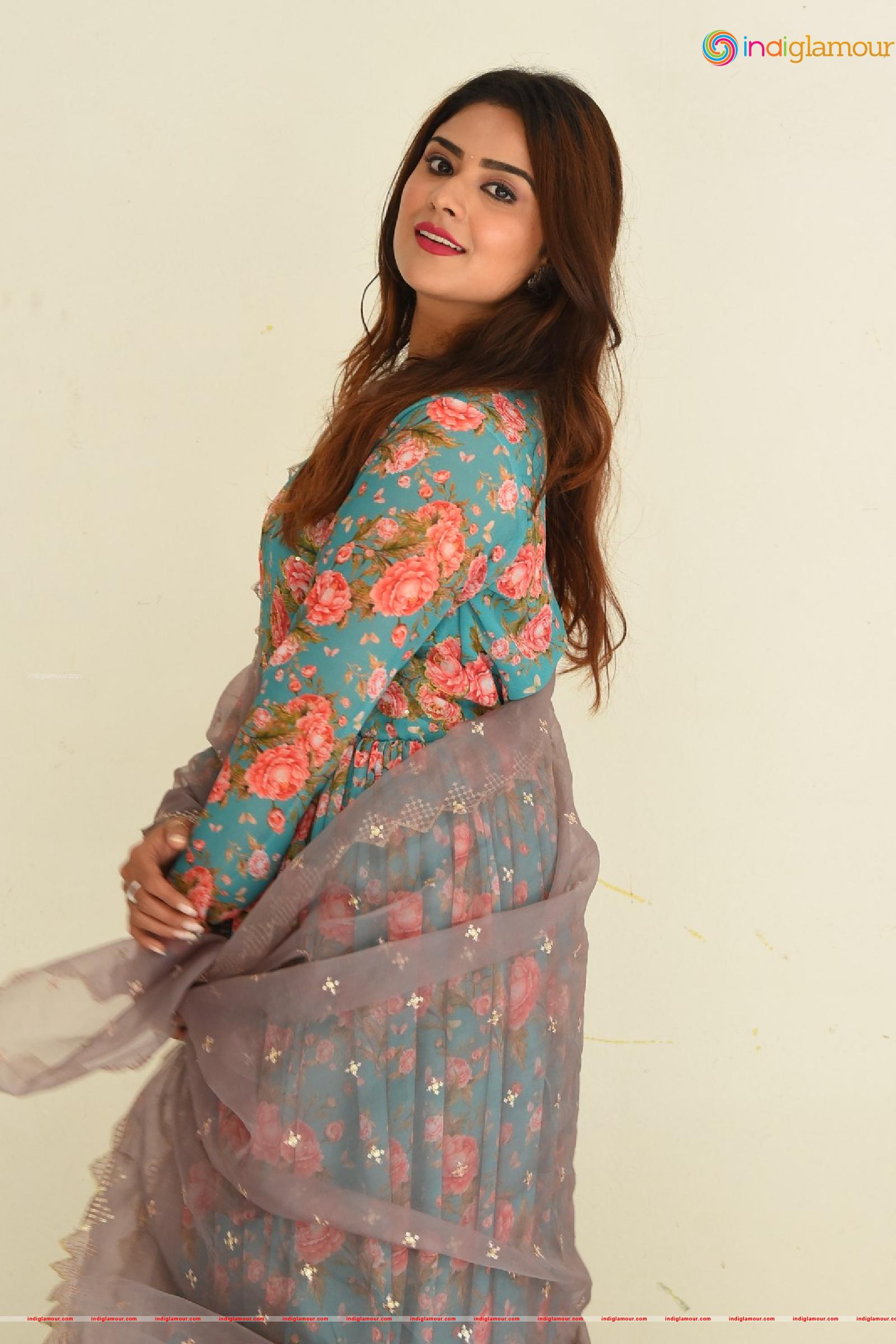 Priyanka Sharma Actress hd photo