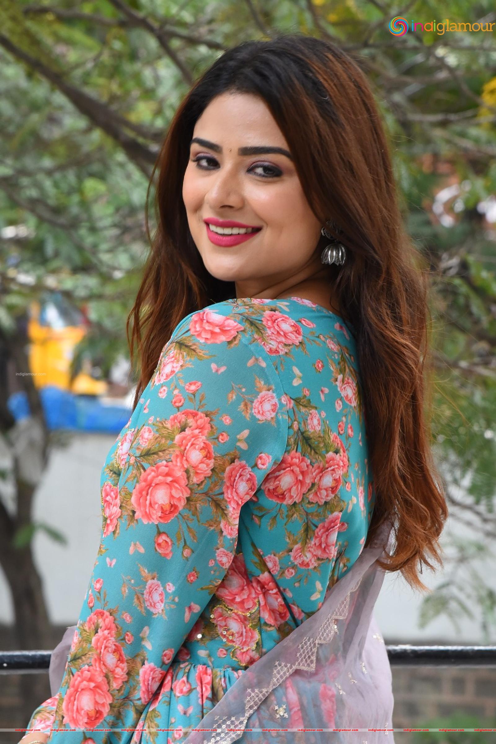 Priyanka Sharma Actress hd photo