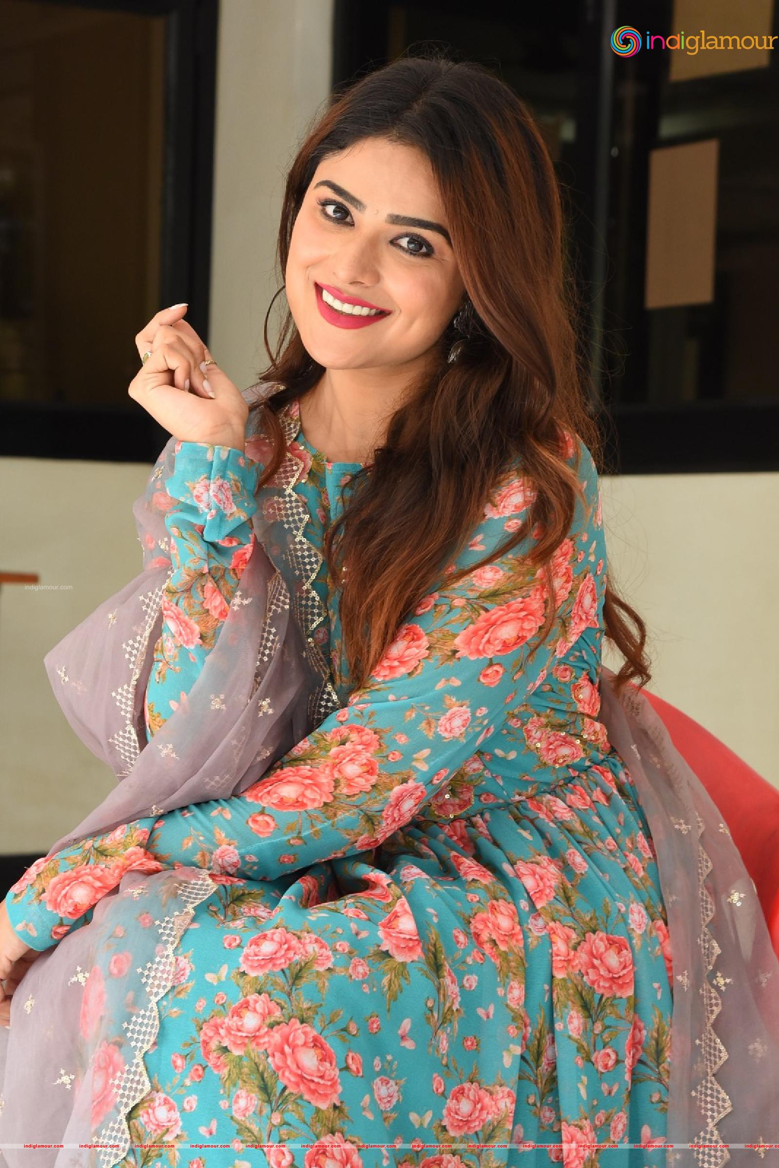 Priyanka Sharma Actress hd photo