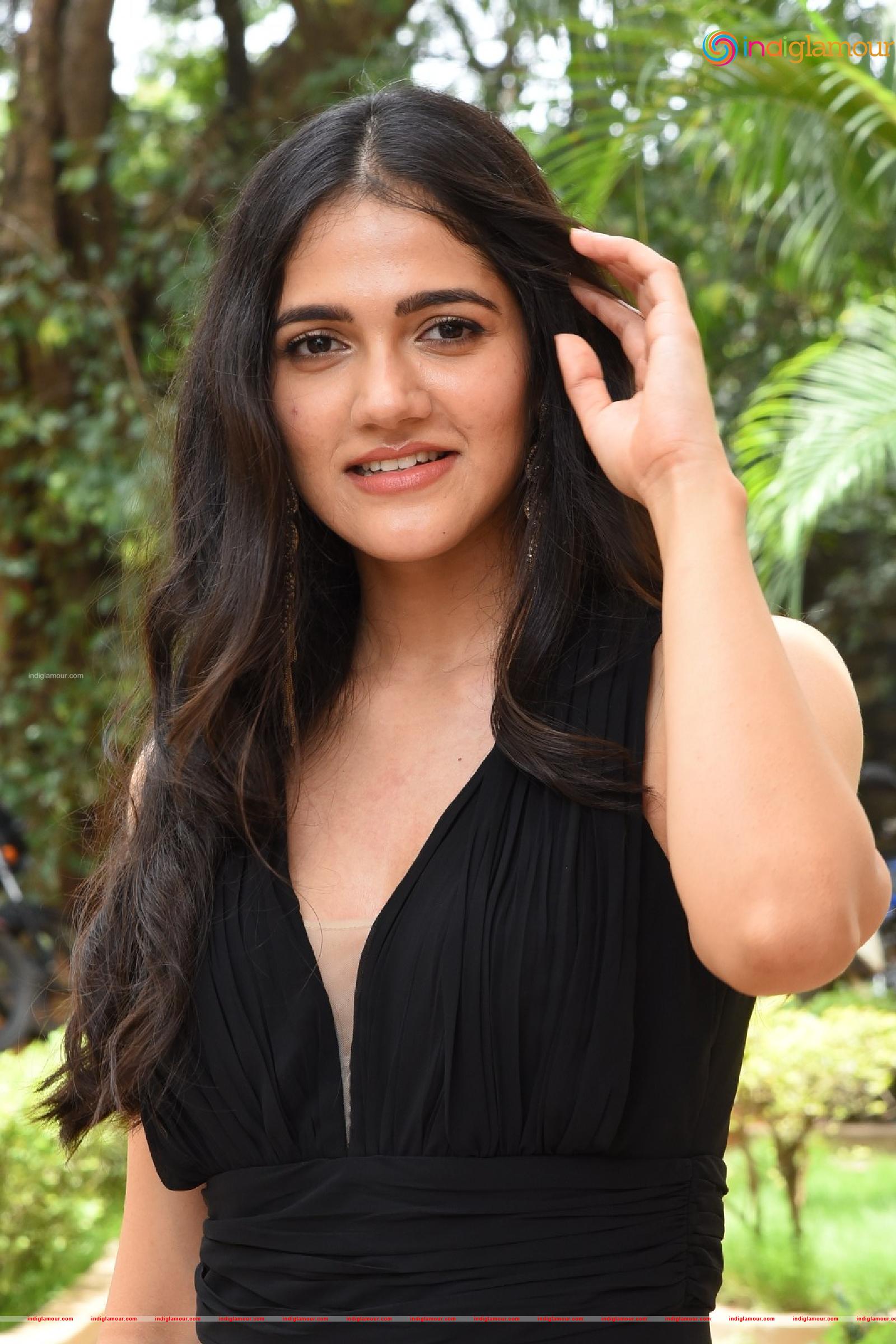 Simran Choudary Actress hd photo