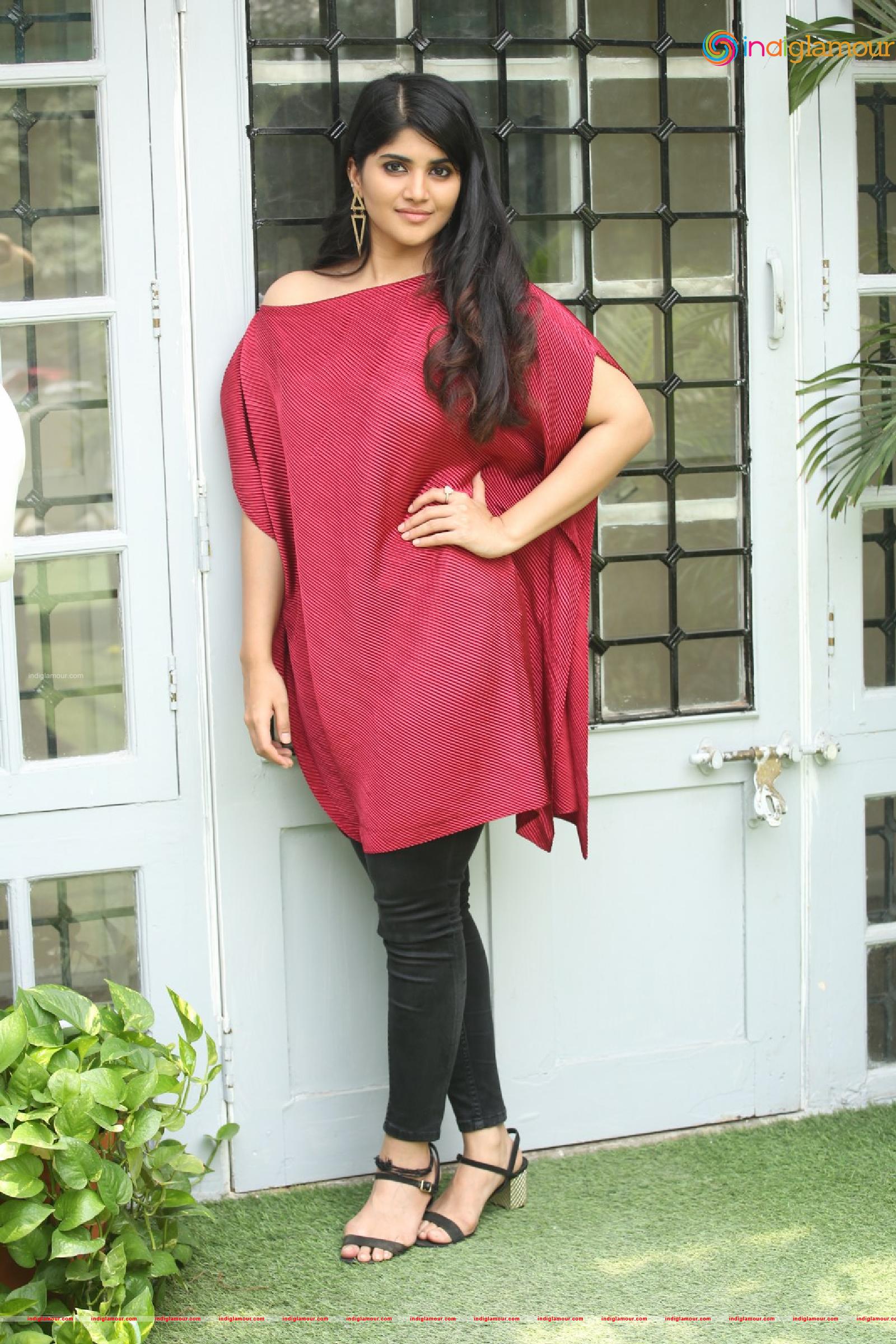 Megha Akash Actress hd photo
