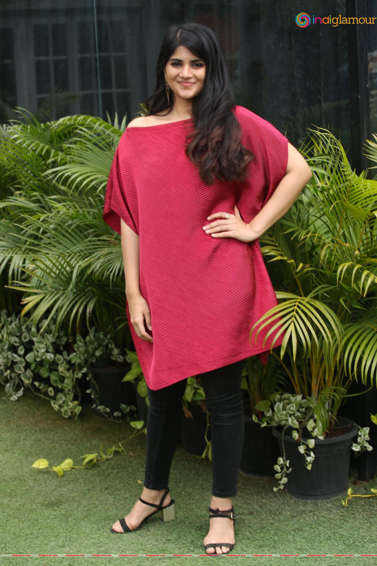 Megha Akash Actress hd photo