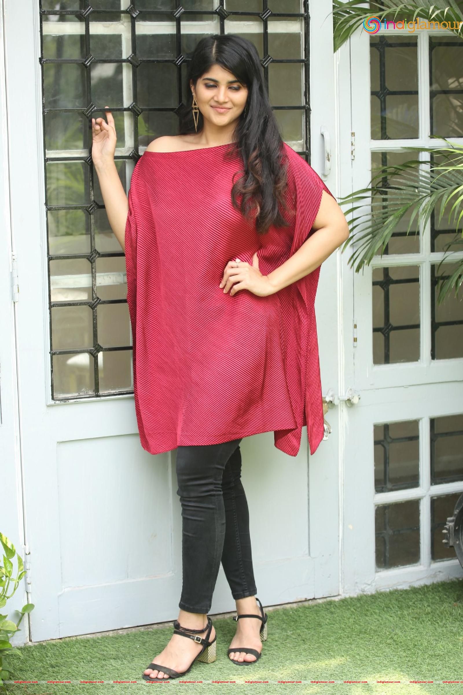 Megha Akash Actress hd photo