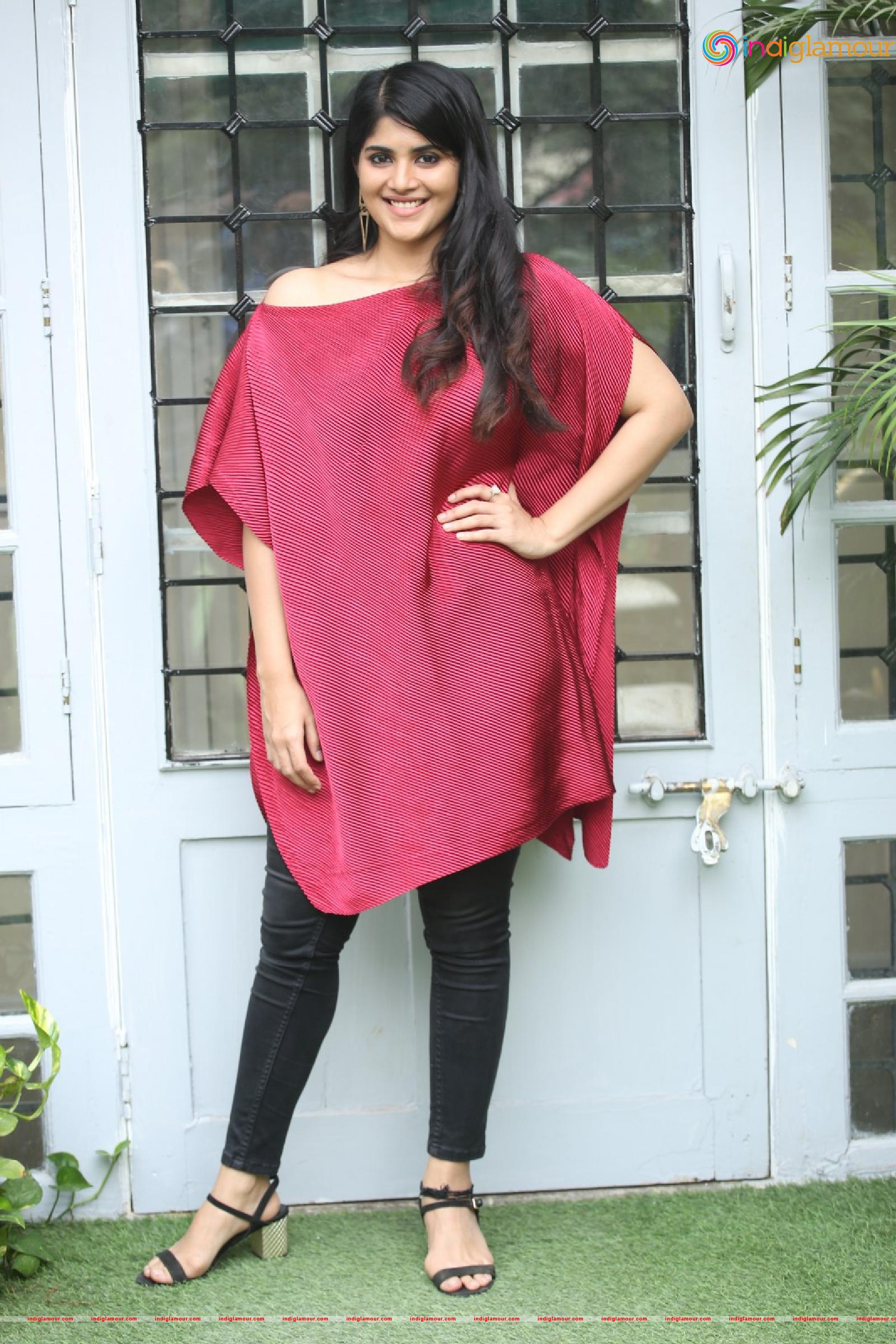Megha Akash Actress hd photo