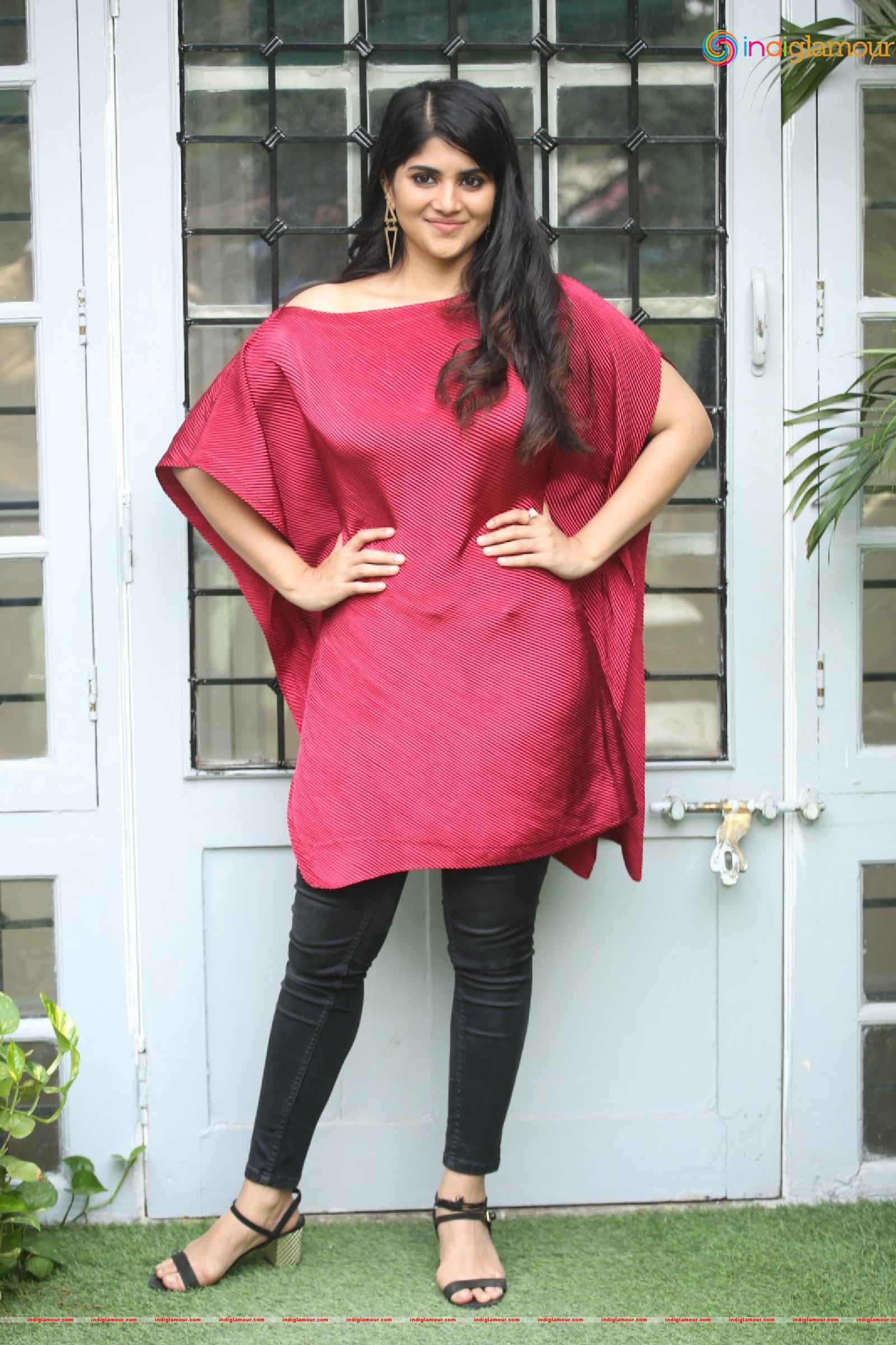 Megha Akash Actress hd photo