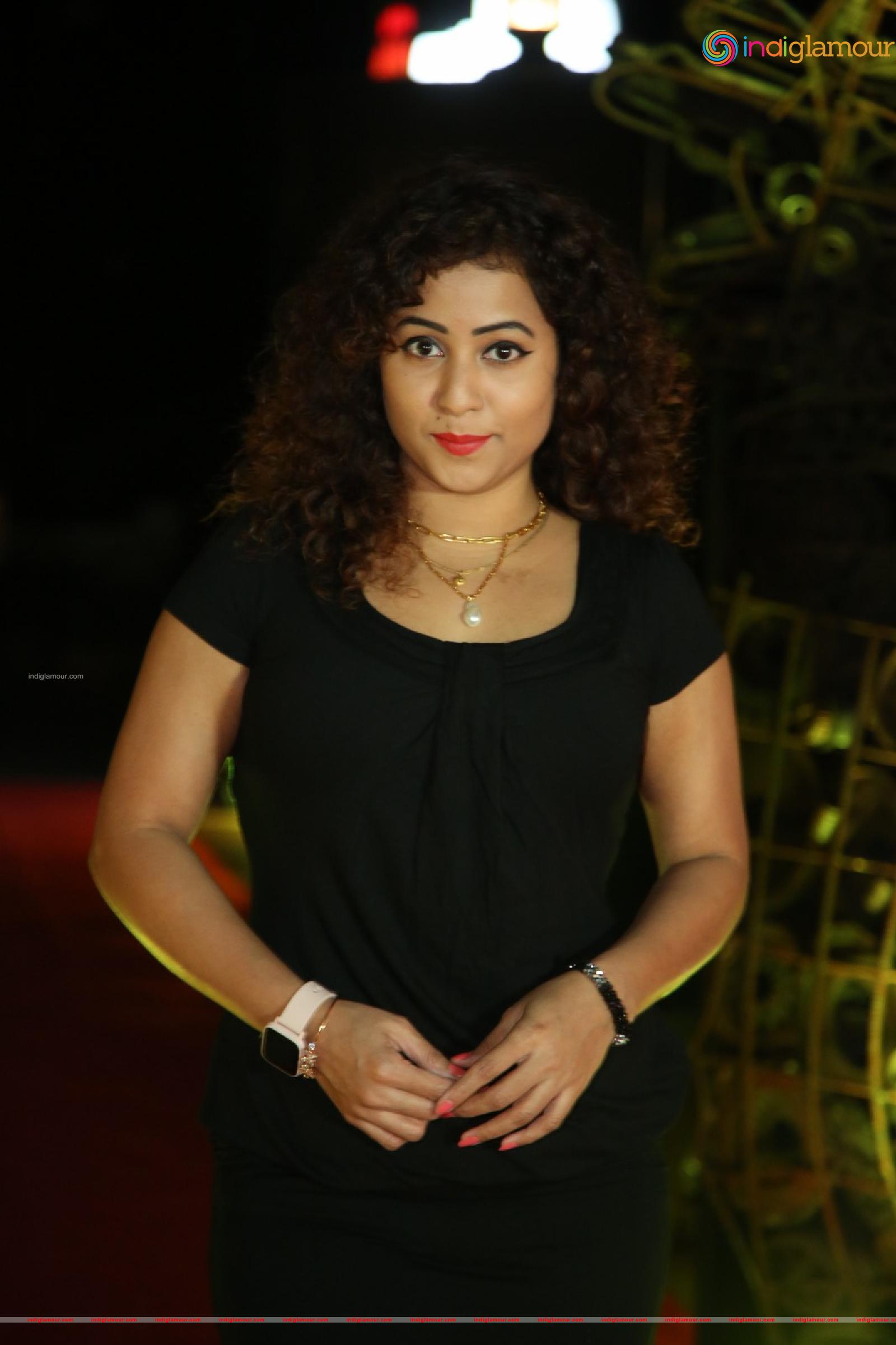 Deepu Naidu Actress hd photo