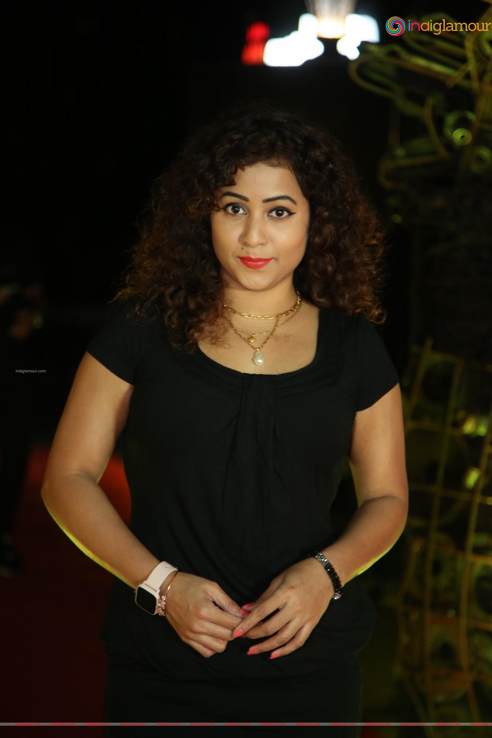 Deepu Naidu Actress hd photo