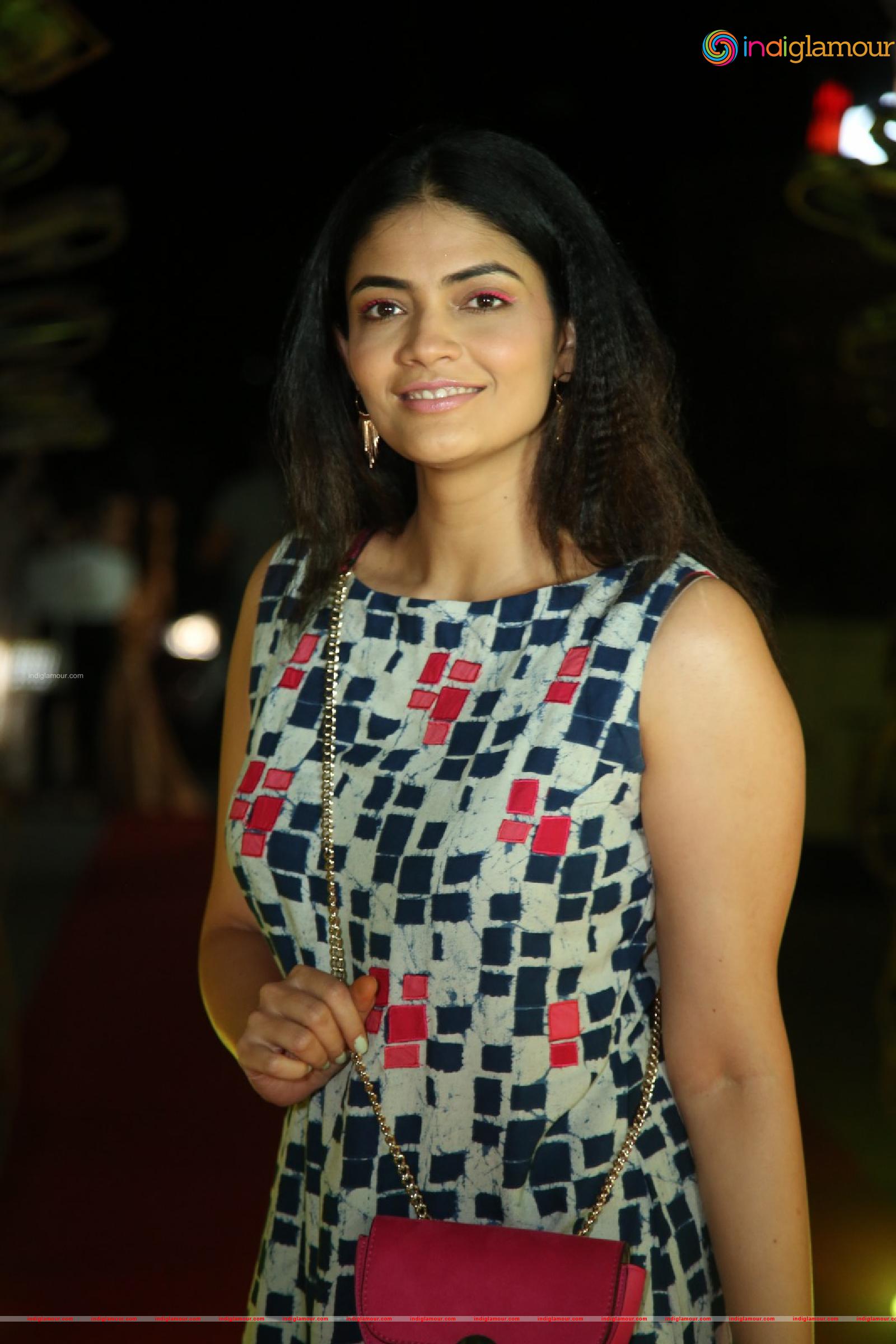 Kalpika Ganesh Actress hd photo