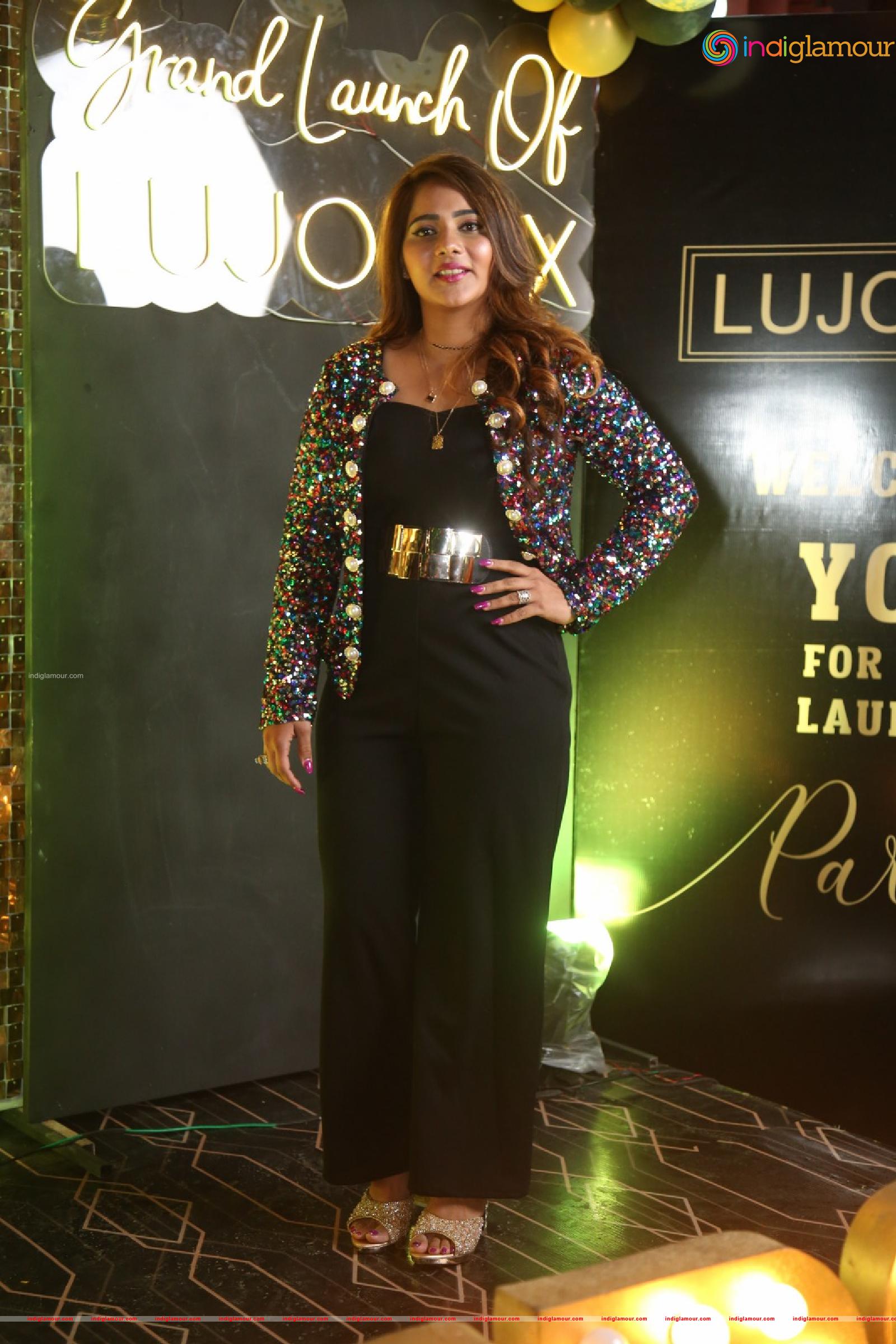 Mithra Actress hd photo