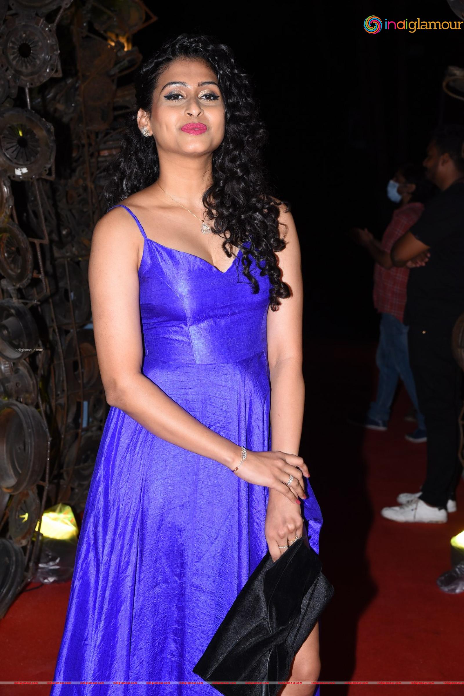 Nithya Naresh Actress hd photo