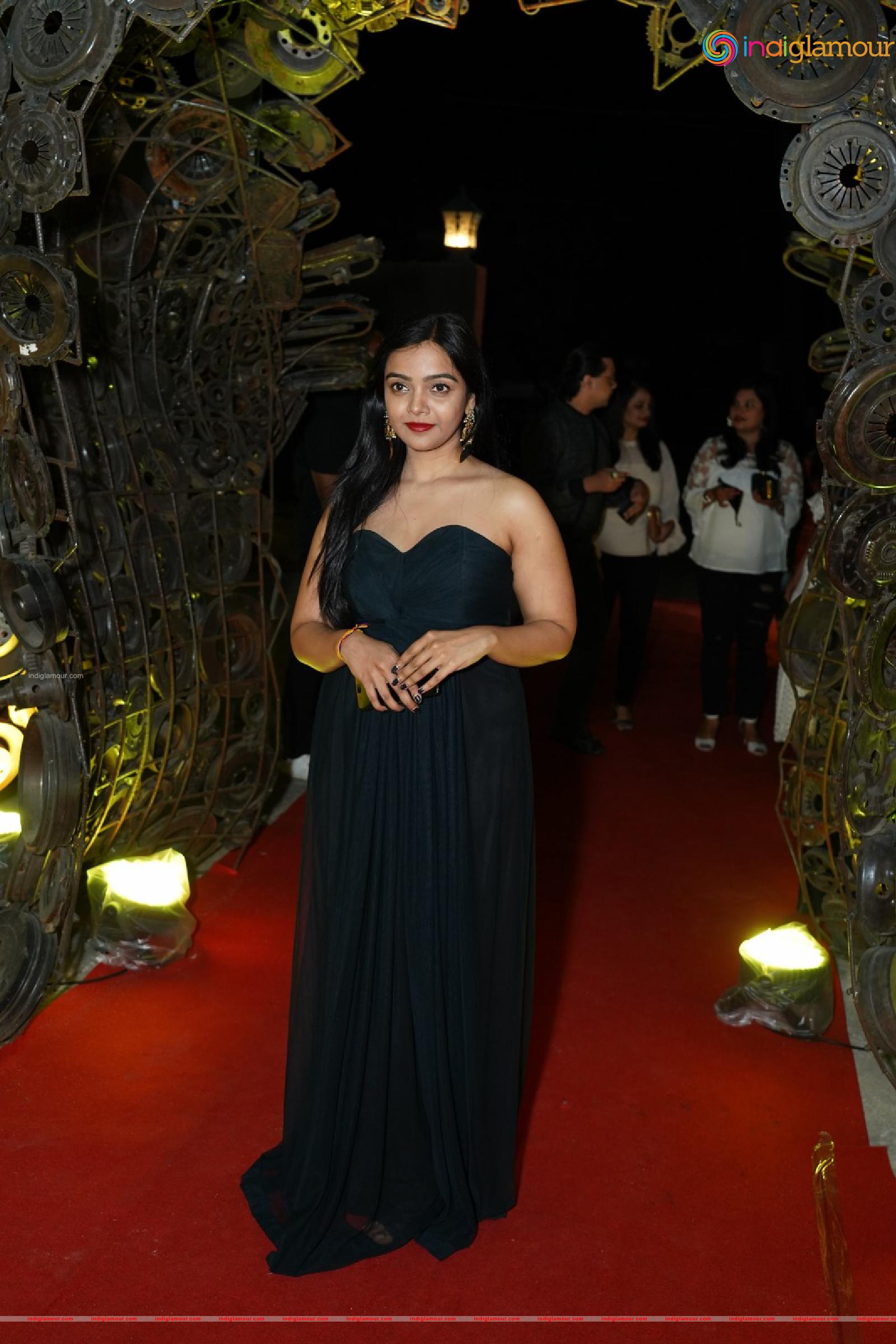 Nithya Shetty Actress hd photo