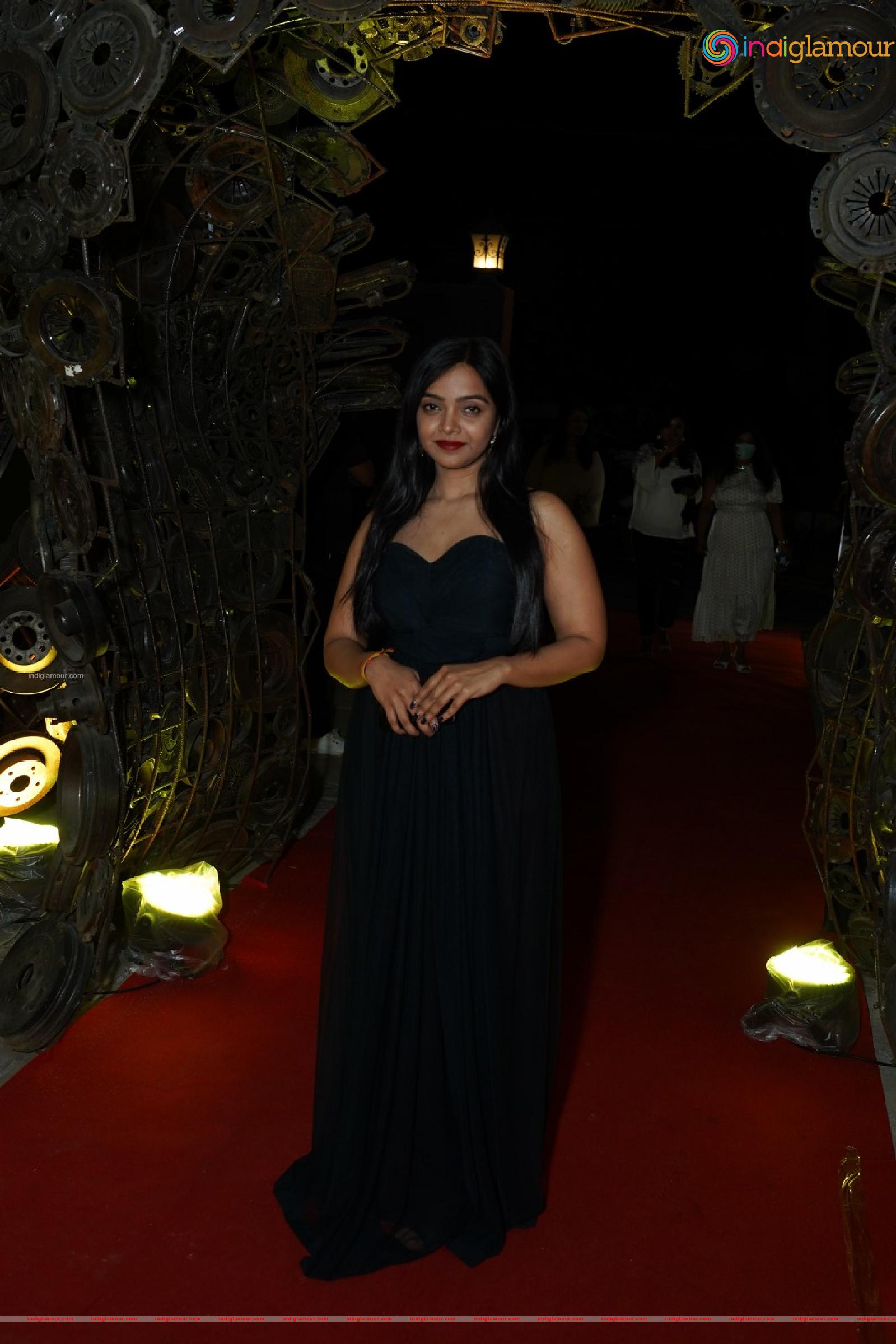 Nithya Shetty Actress hd photo
