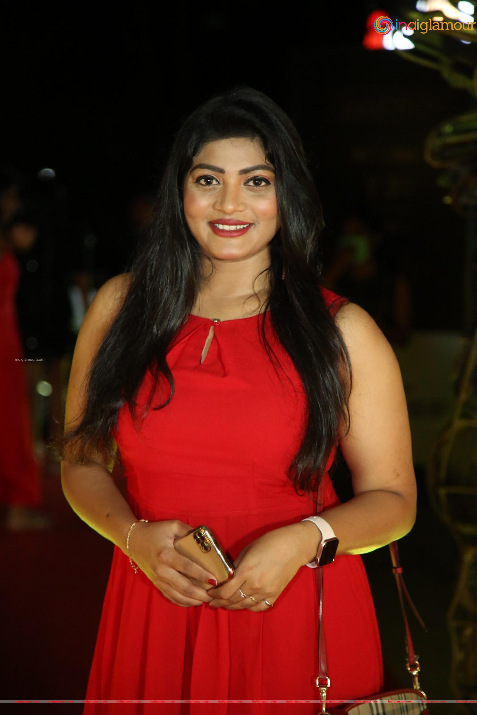 Sowmya Actress hd photo