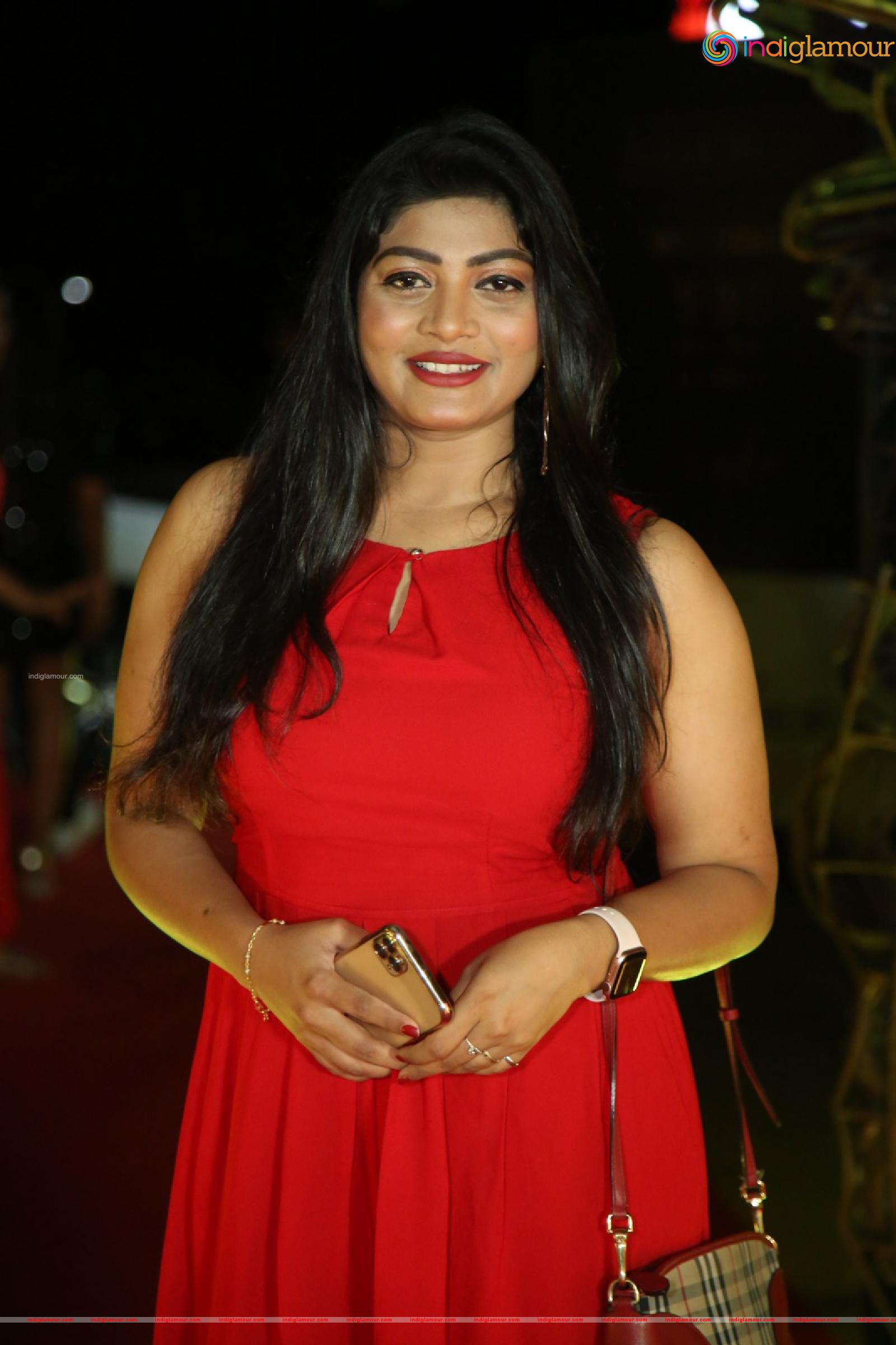 Sowmya Actress hd photo