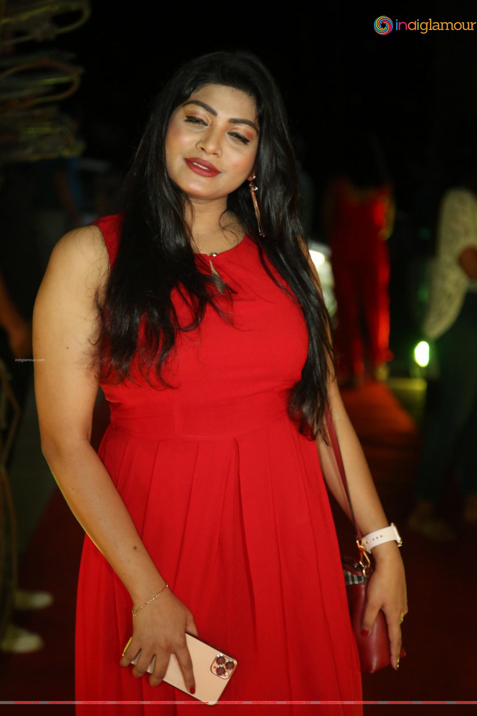 Sowmya Actress hd photo