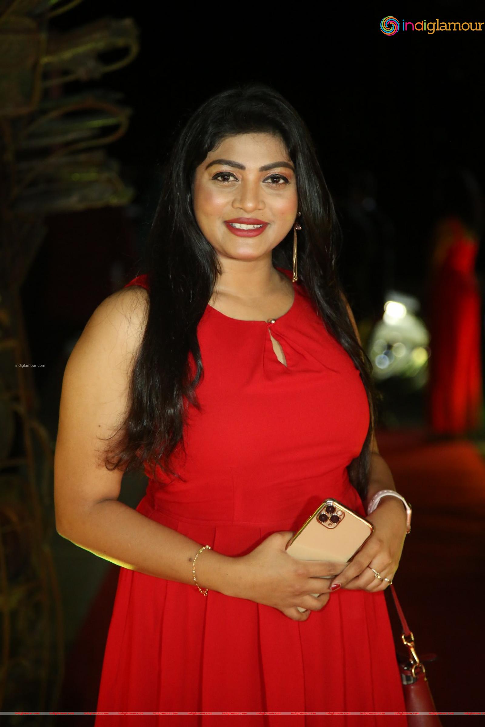 Sowmya Actress hd photo