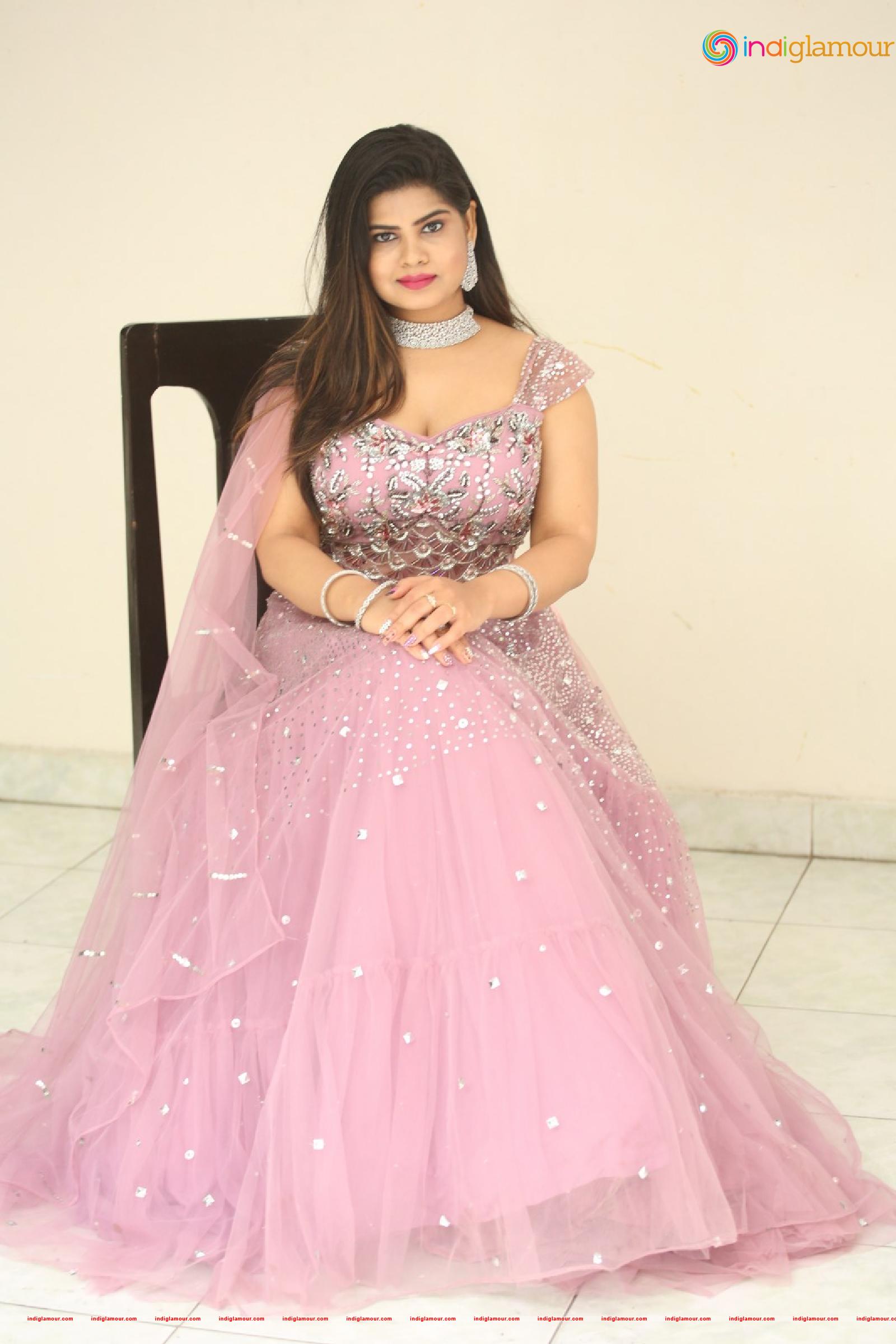 Alekhya Actress hd photo