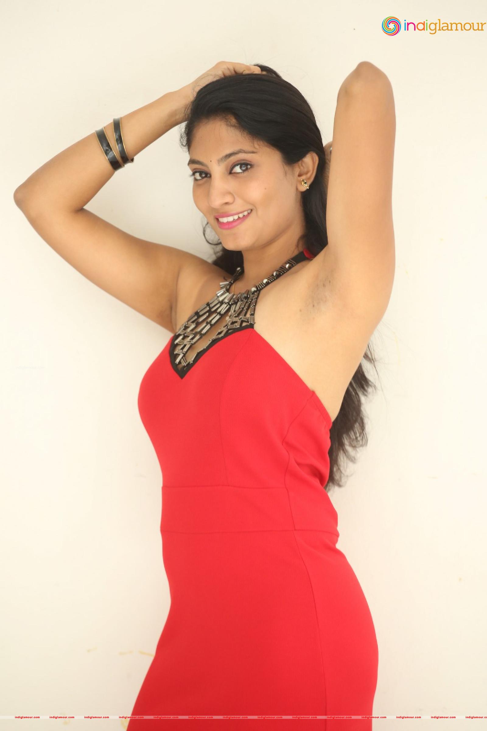 Gehana Actress hd photo