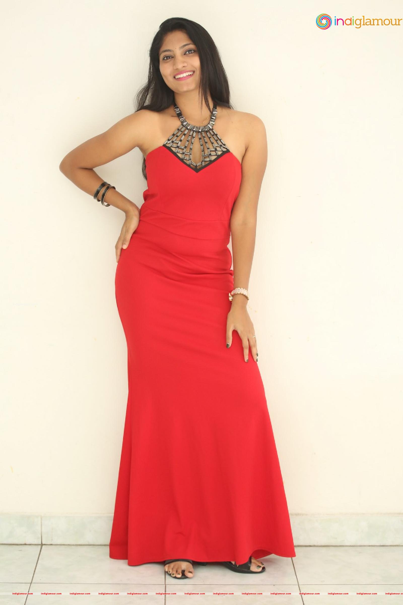 Gehana Actress hd photo