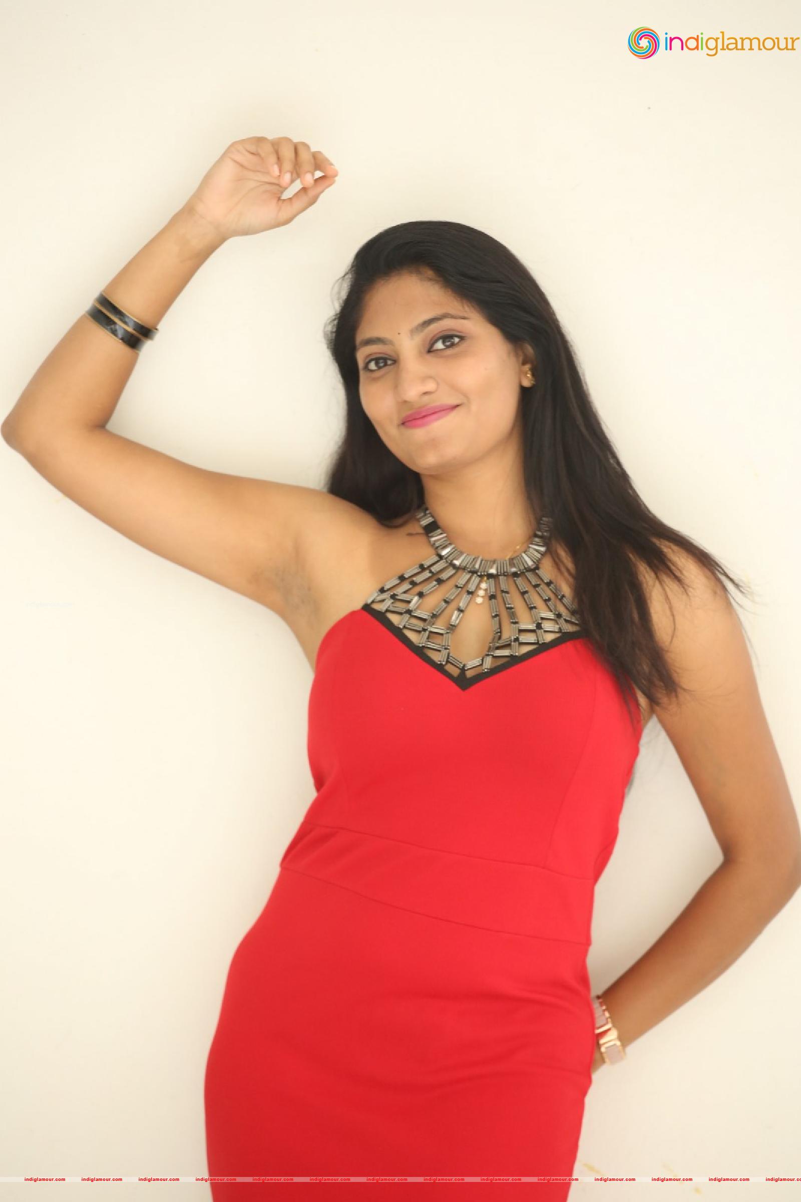 Gehana Actress hd photo