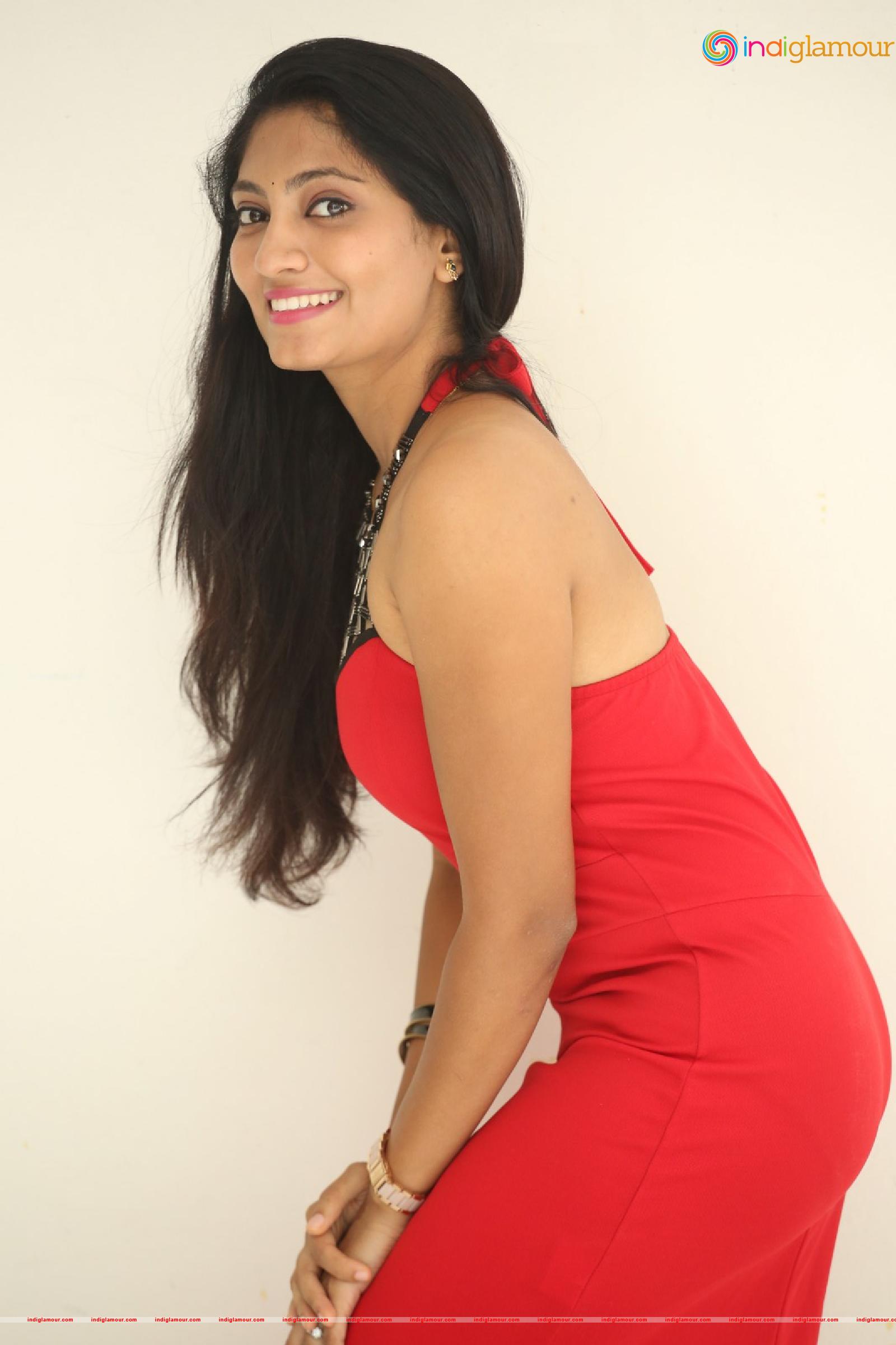 Gehana Actress hd photo