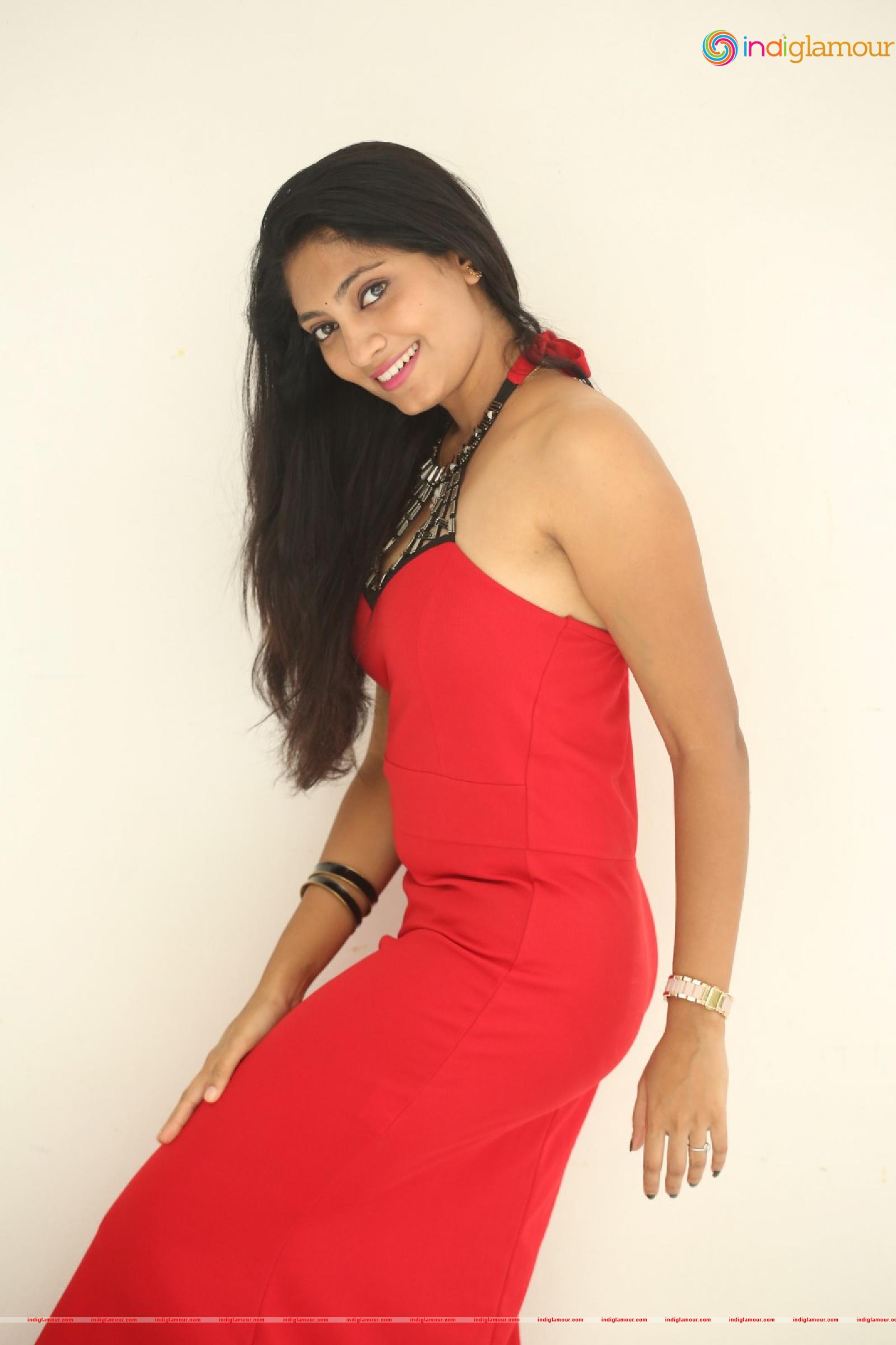 Gehana Actress hd photo