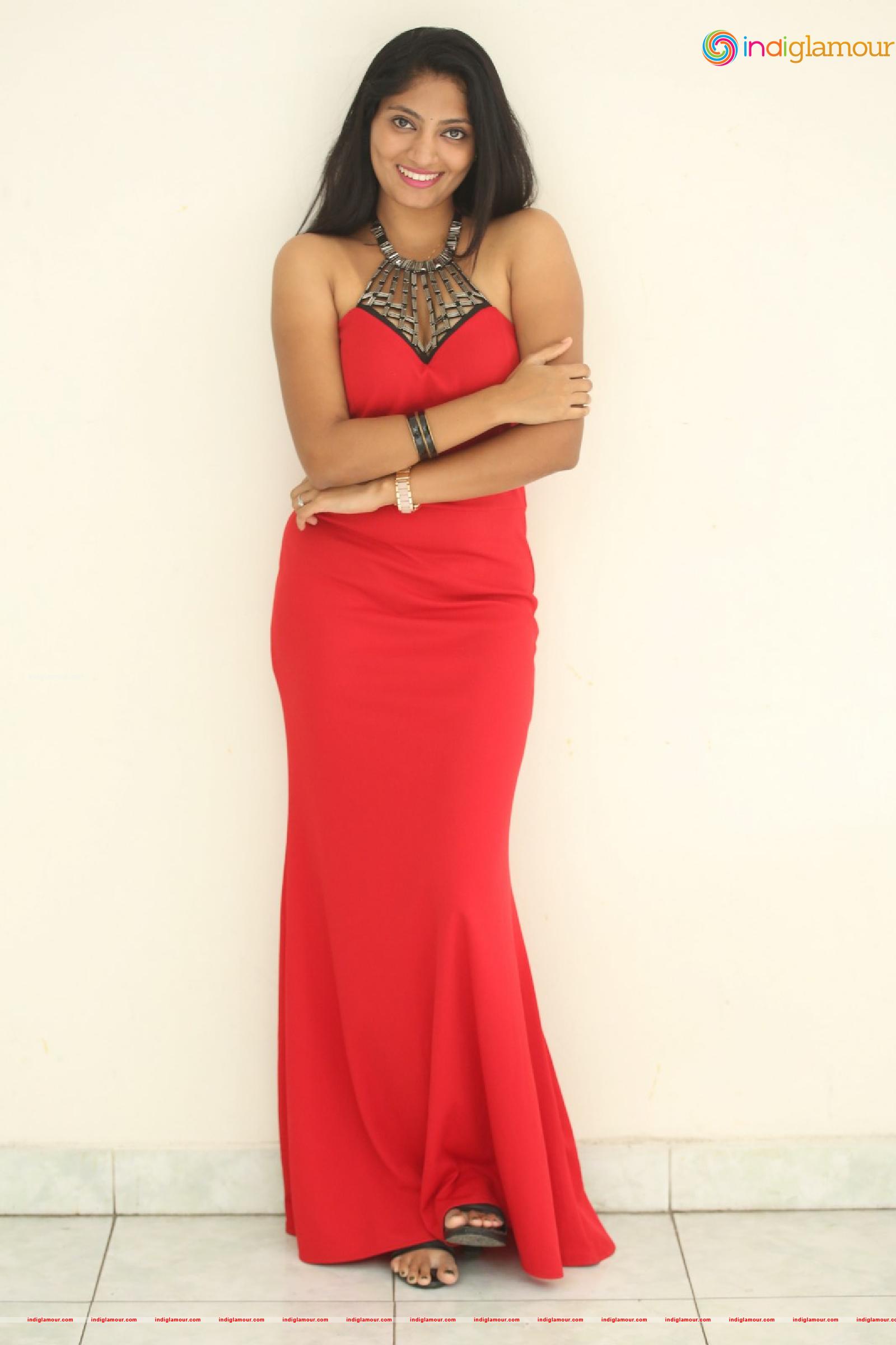 Gehana Actress hd photo