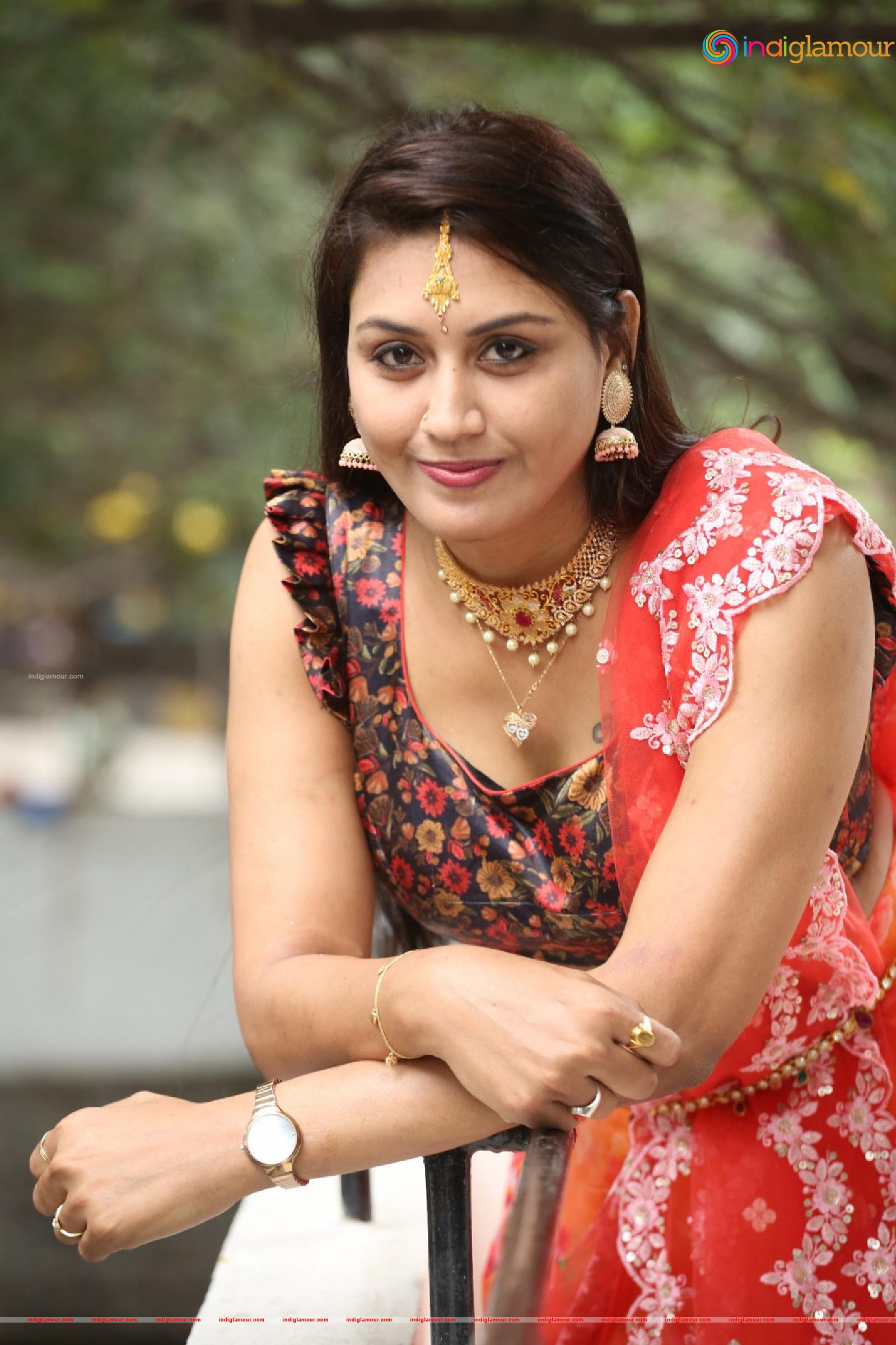 Madhavi Actress hd photo