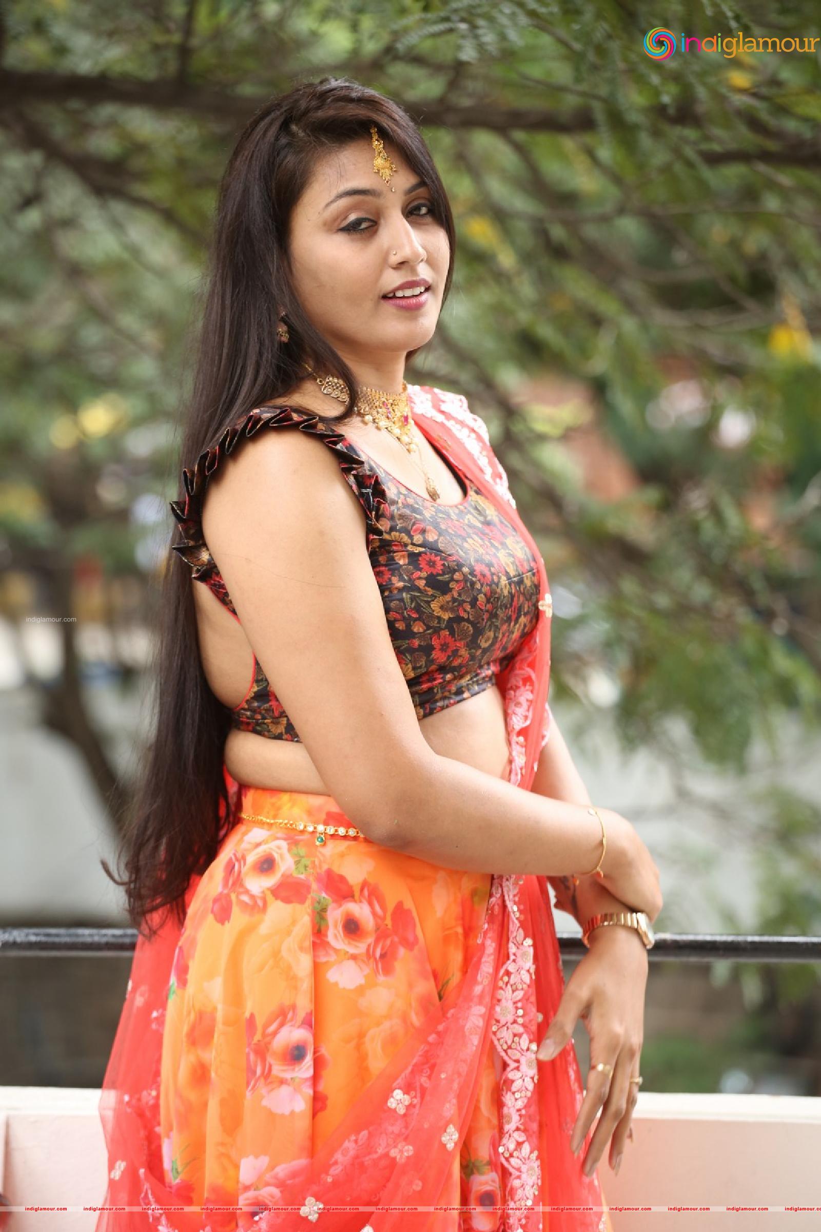 Madhavi Actress hd photo