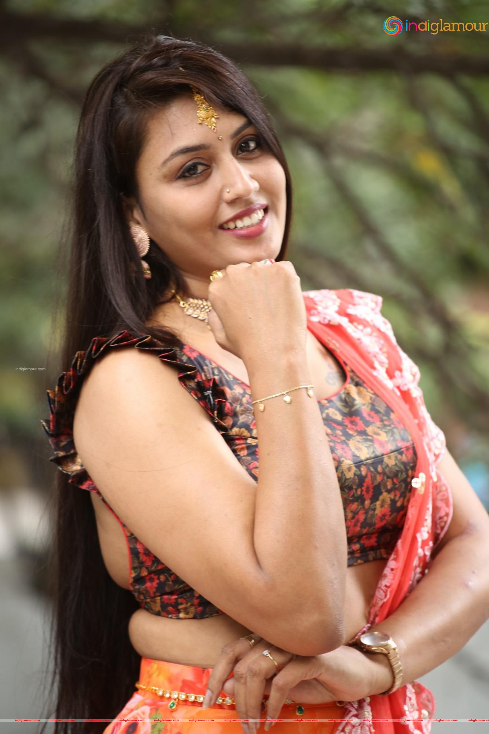 Madhavi Actress hd photo