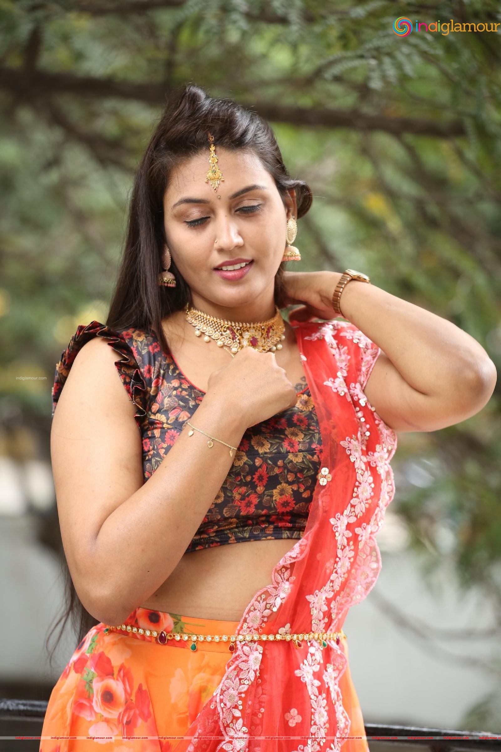 Madhavi Actress hd photo