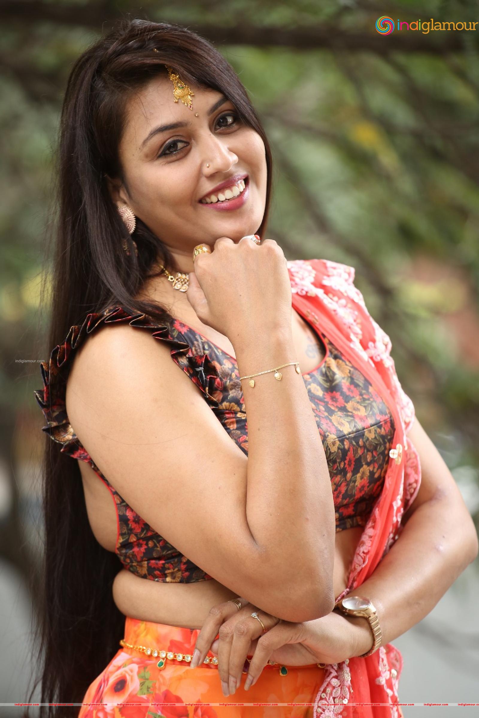 Madhavi Actress hd photo