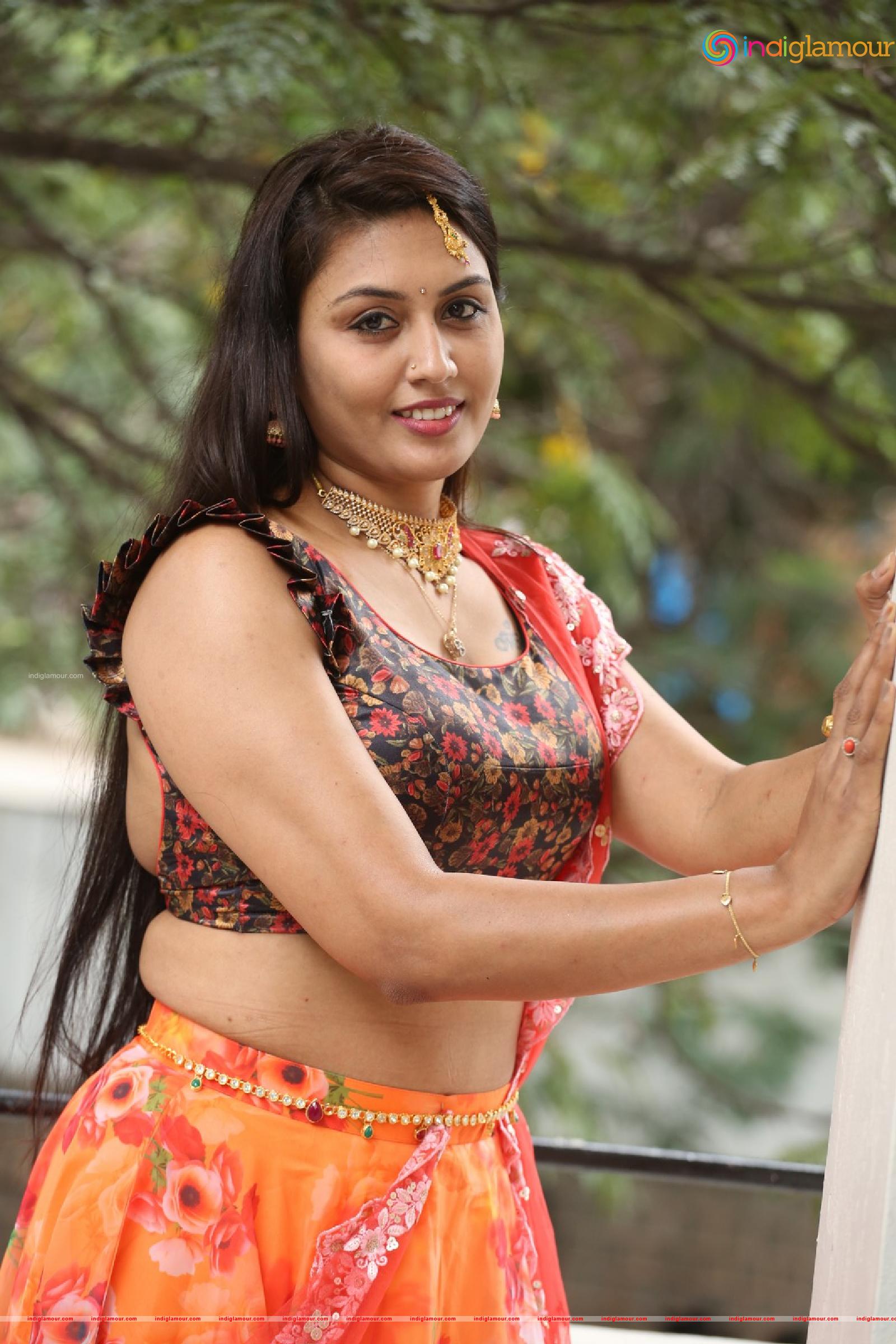 Madhavi Actress hd photo