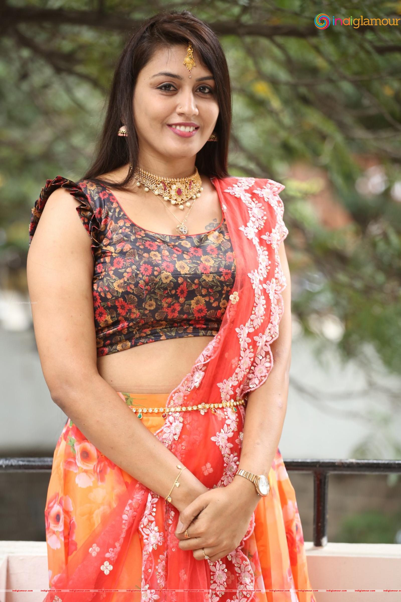 Madhavi Actress hd photo