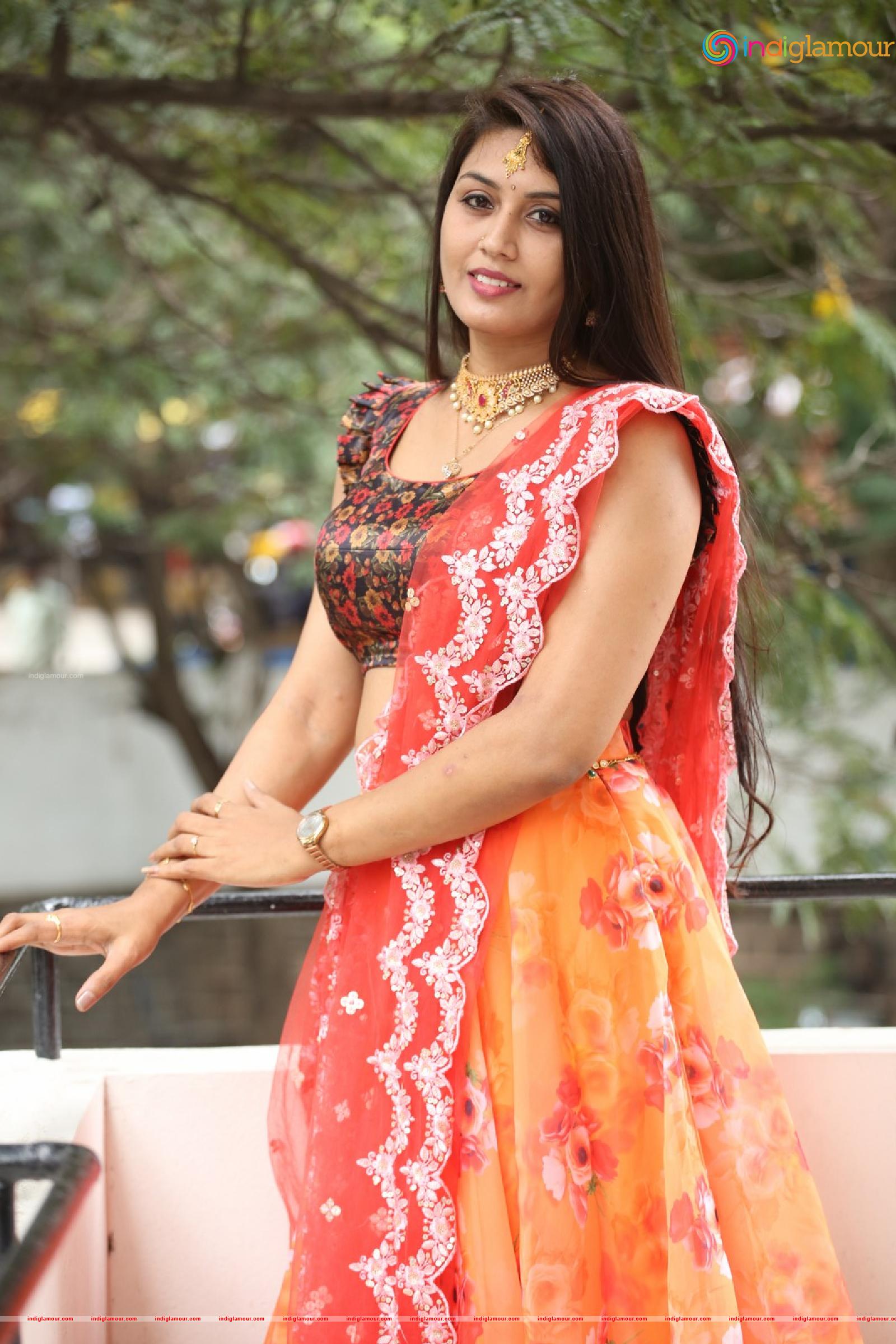 Madhavi Actress hd photo