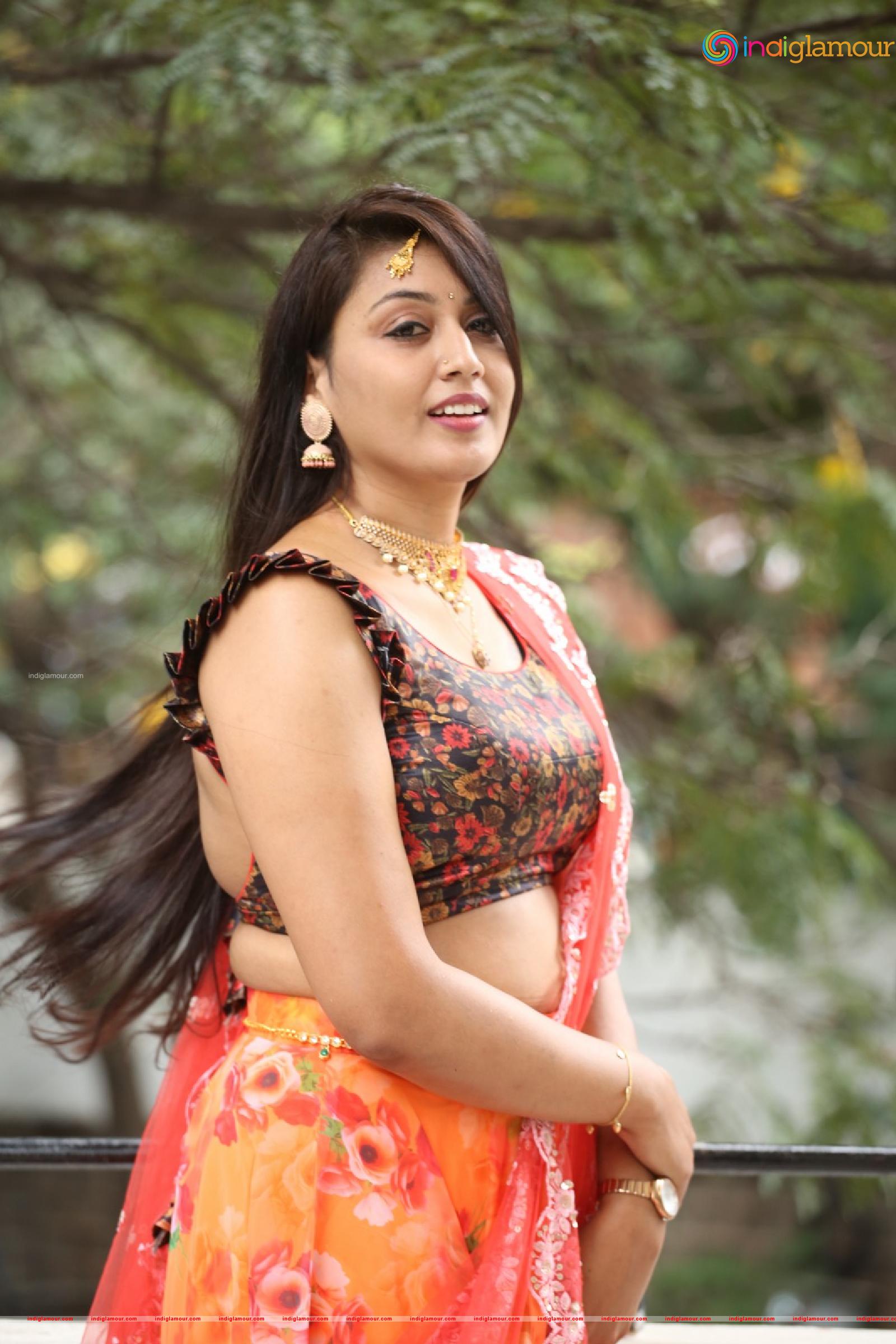 Madhavi Actress hd photo