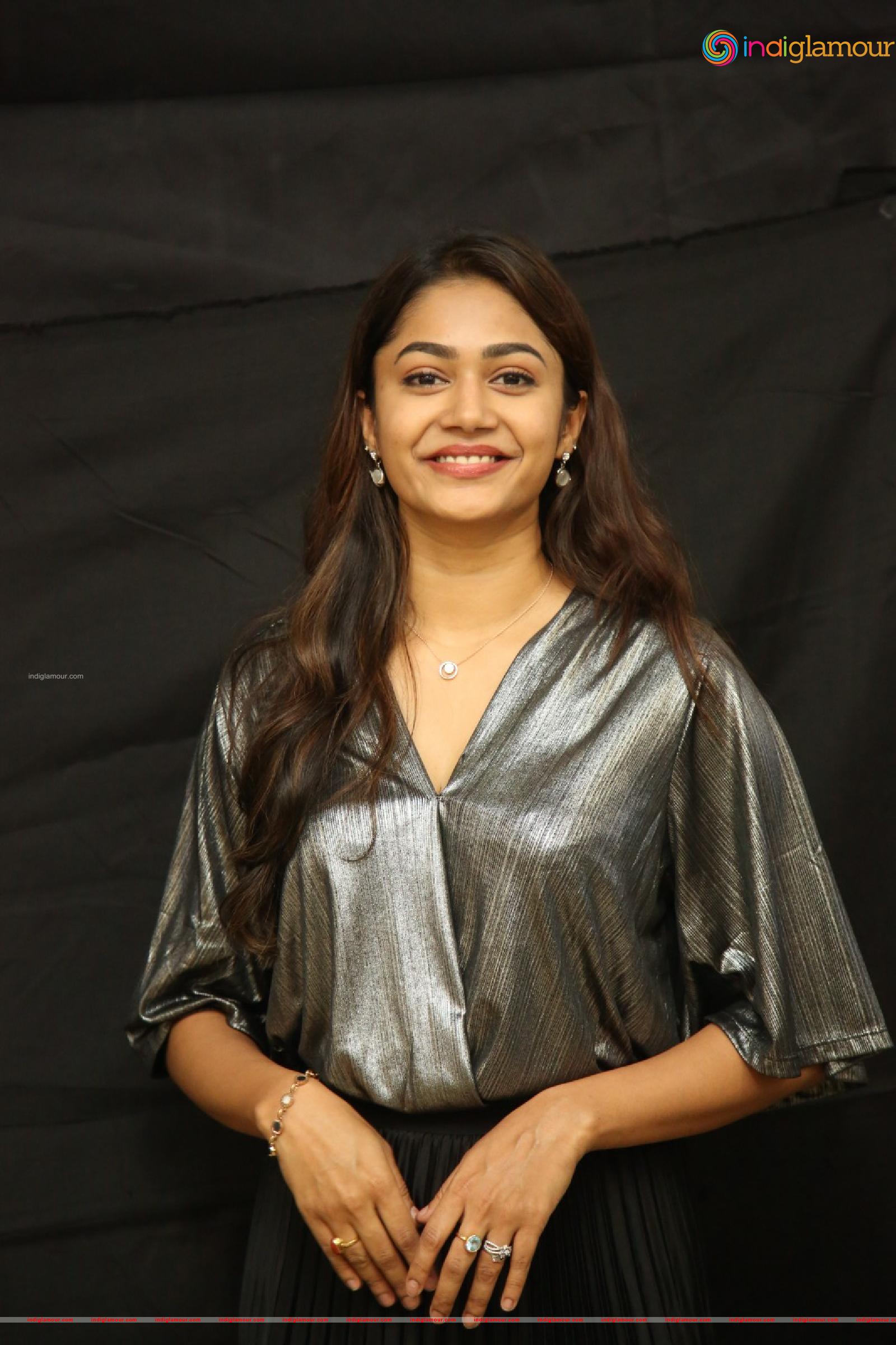 Jasmine Actress hd photo